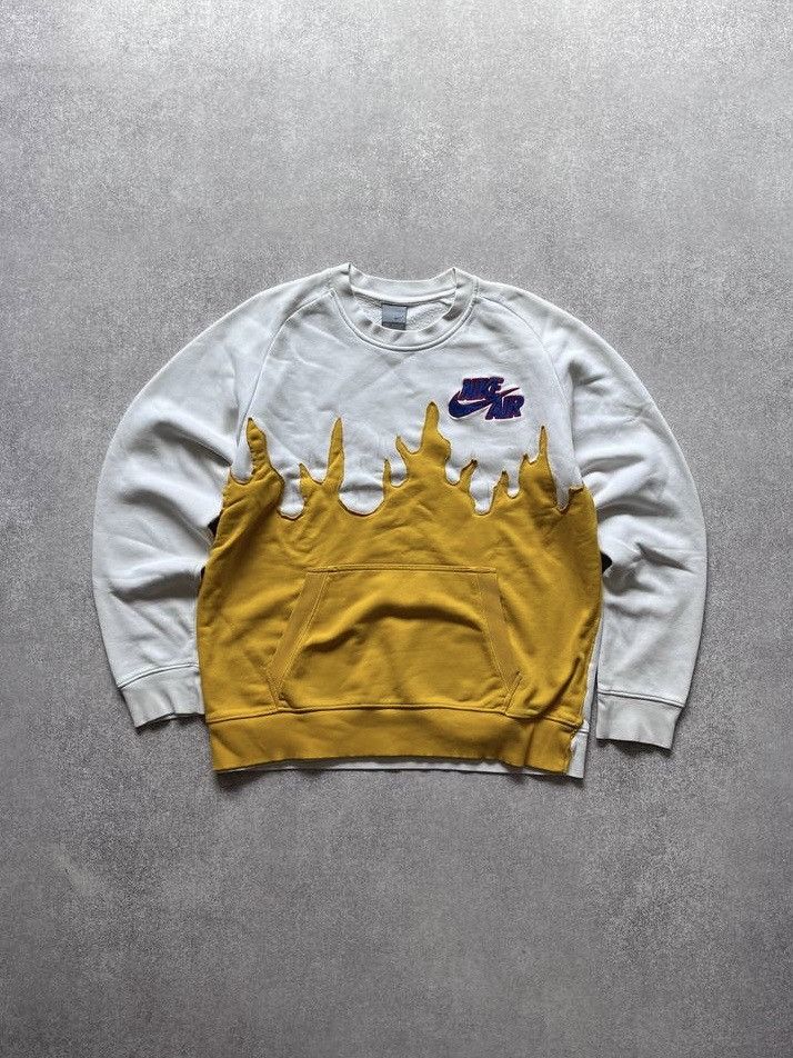Vintage Nike Custom Made Flames Boxy Sweatshirt Y2K L