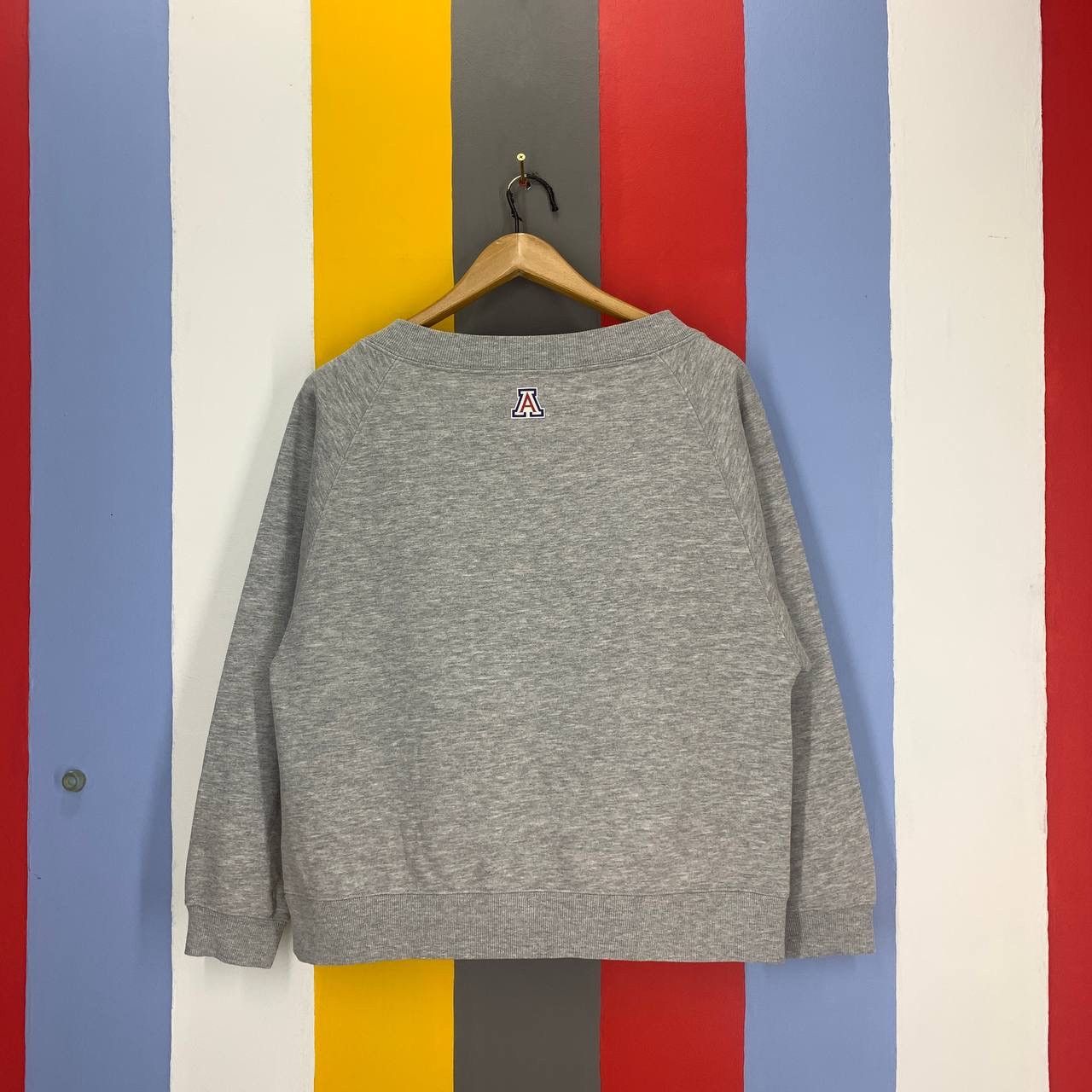 GU THE UNIVERSITY OF ARIZONA Crew Neck Sweatshirt #2462/AM Size US M / EU 48-50 / 2 - 7 Thumbnail
