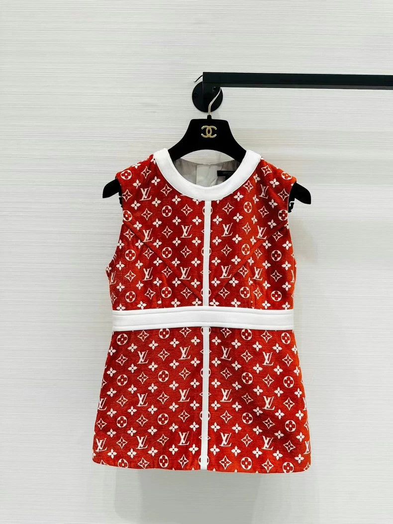 Louis Vuitton Louis Vuitton Spring and summer full logo top dress Size XS / US 0-2 / IT 36-38 - 1 Thumbnail