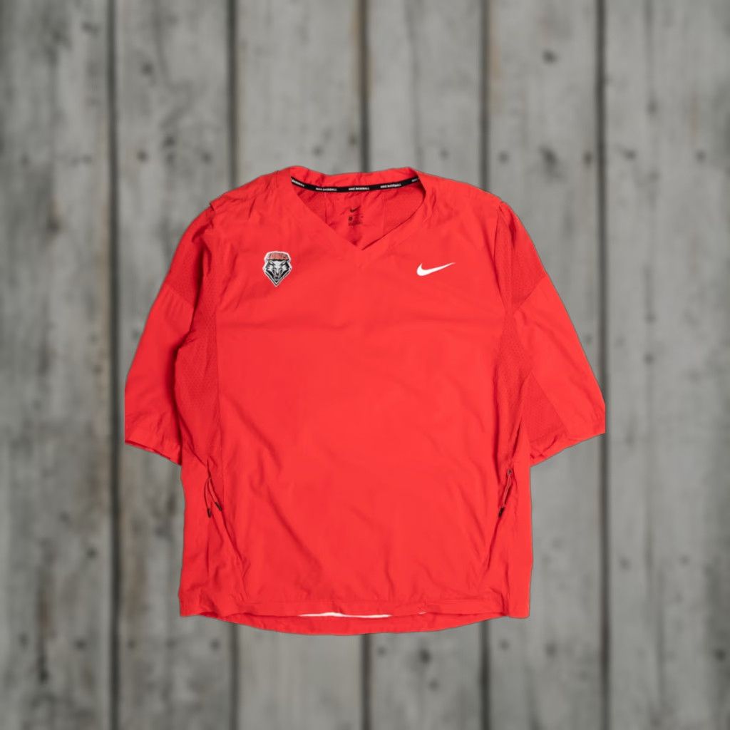 Nike VINTAGE Nike X-Large Red Lightweight Jacket Lobos Logo Pullover Size US XL / EU 56 / 4 - 1 Thumbnail
