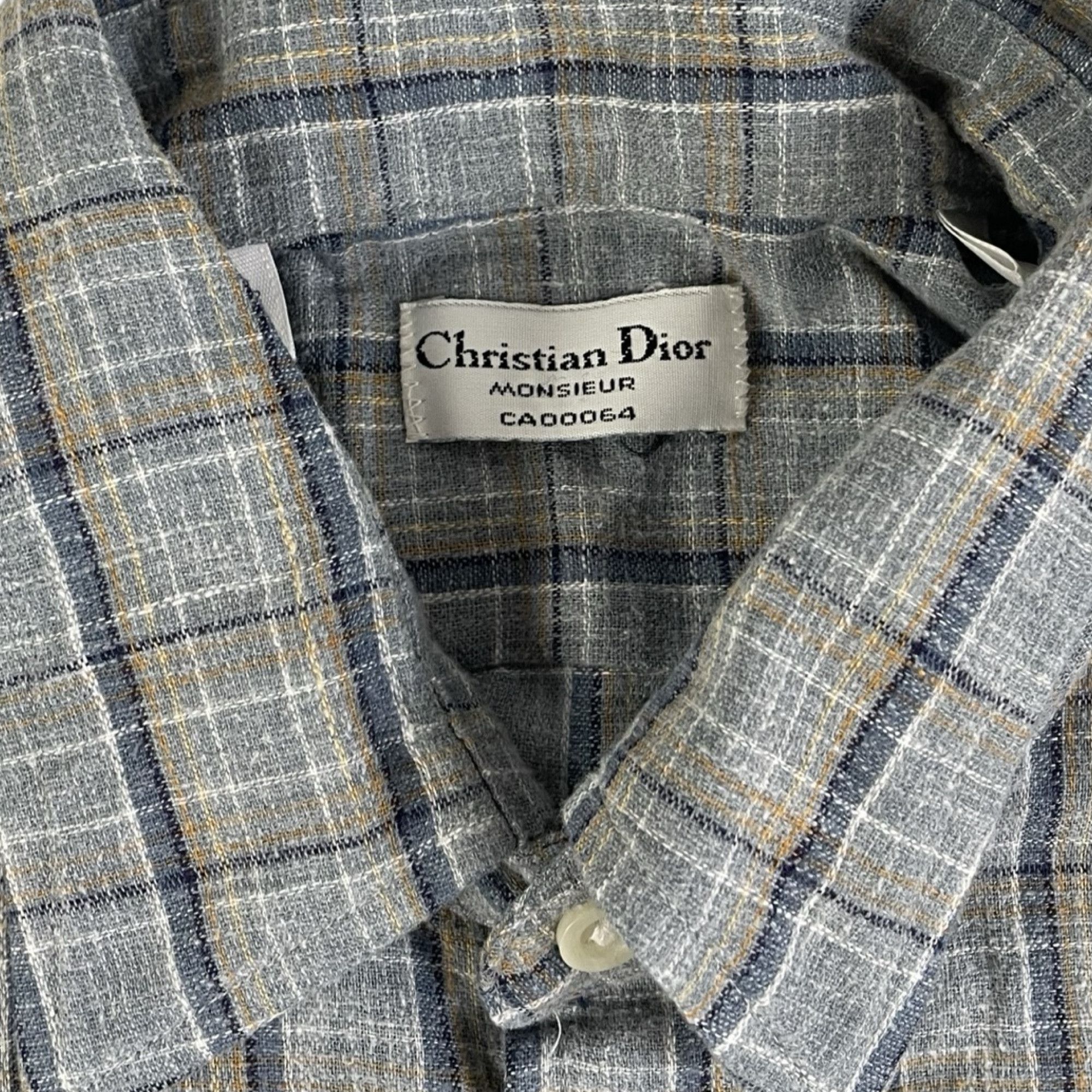 Christian Dior Monsieur Vintage Christian Dior Blue Plaid Shirt Mens Large Size US L / EU 52-54 / 3 - 2 Thumbnail