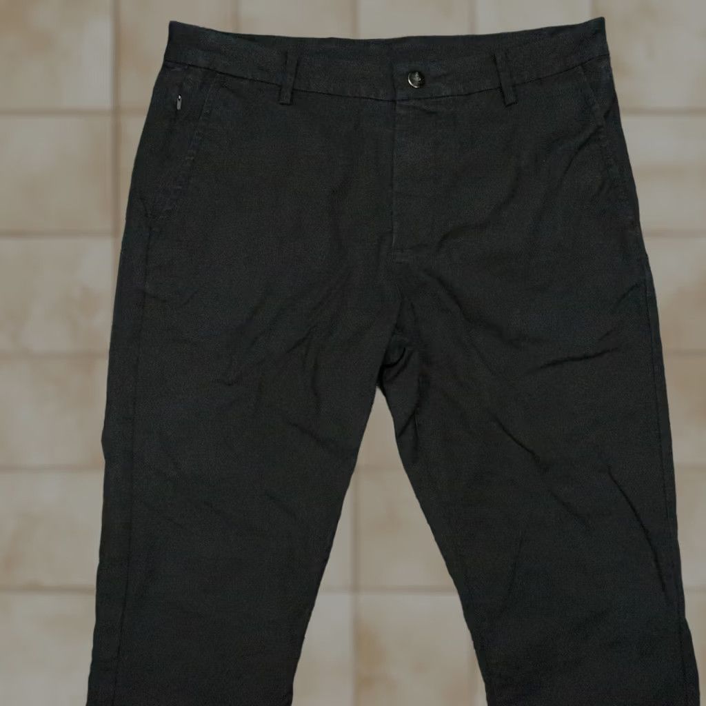 Vintage LRD Pants Mens 32x28 Black Performance Zip Pocket Stretch Trouser Chino Pants Regular Slashed Pockets Straight 28in Inseam Casual Workwear Mens Size US 32 / EU 48 - 1 Thumbnail