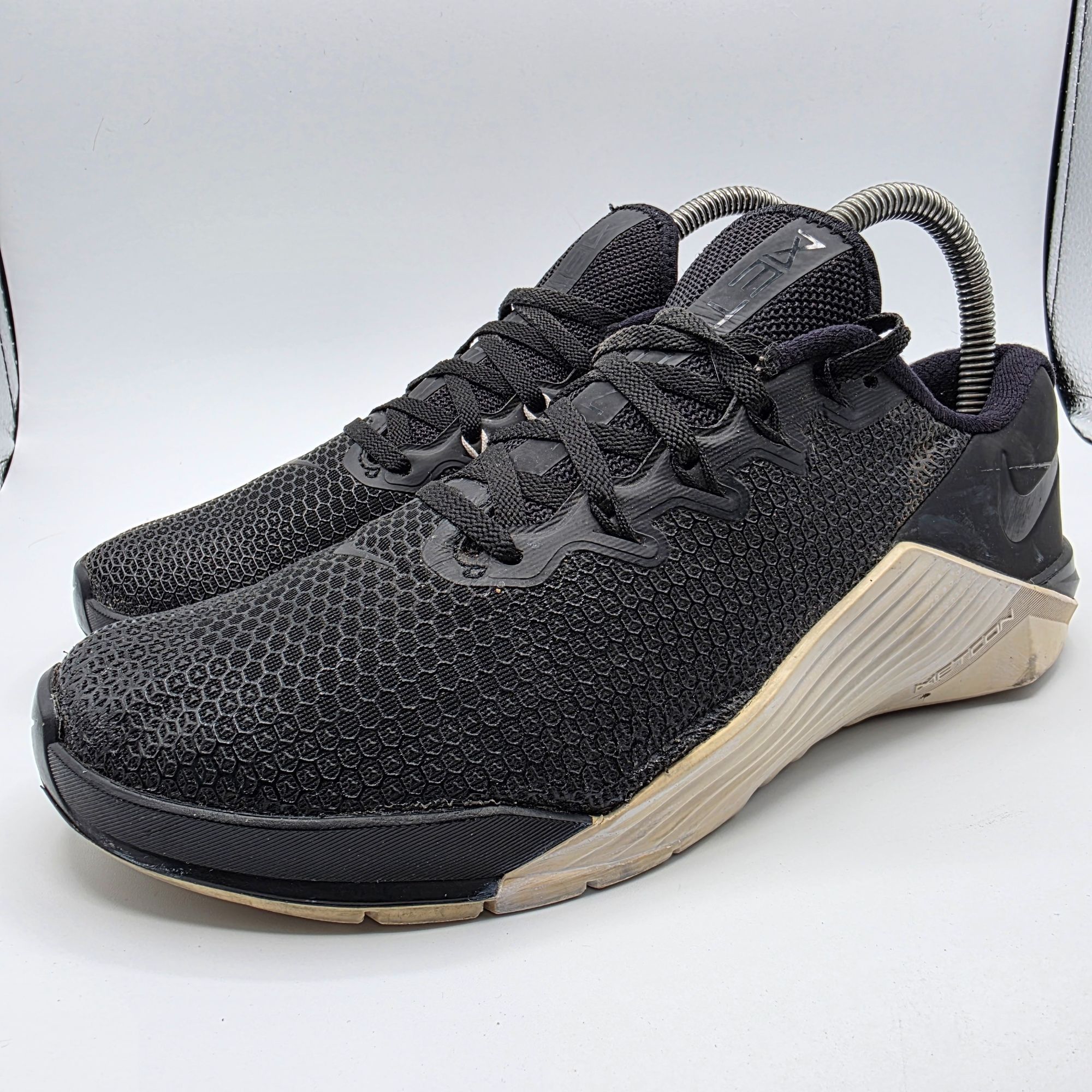 Nike Nike Metcon 5 Womens Size 7.5 Black White Sneakers Shoes Cr Size US 7.5 / EU 40-41 - 4 Thumbnail