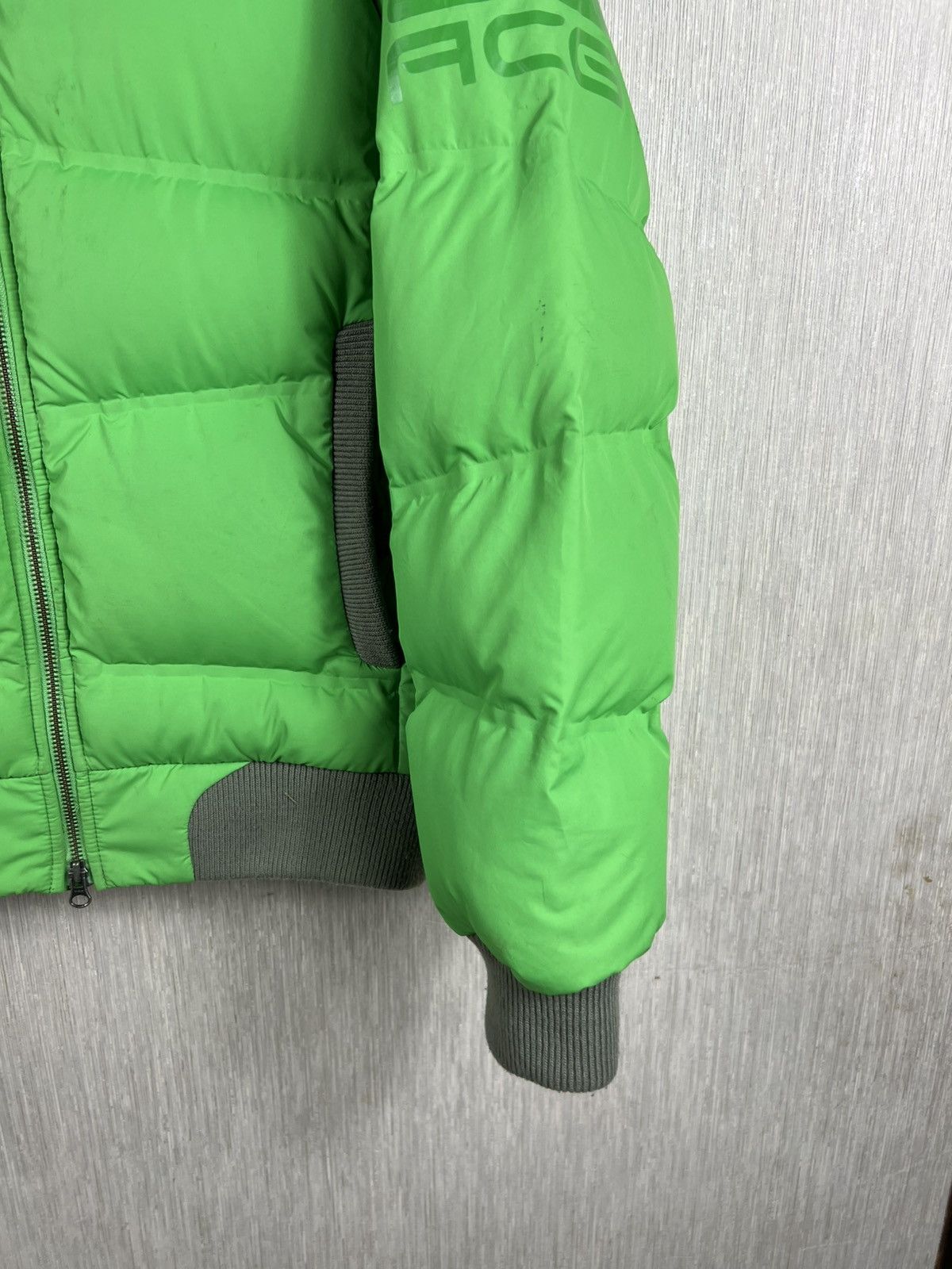 Nike ACG Vintage Nike ACG neon green y2k puffer goose down jacket Size US M / EU 48-50 / 2 - 4 Thumbnail