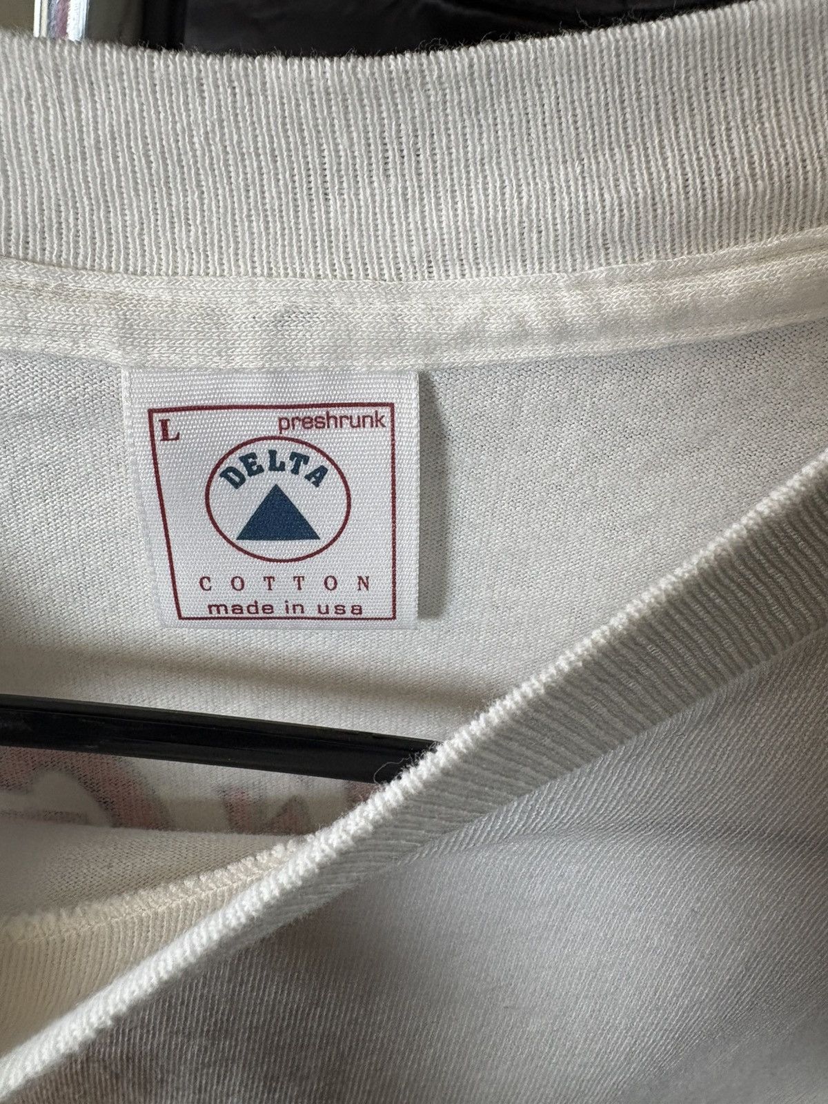 Delta × Vintage 1990s Italian Graphic T-Shirt Size US L / EU 52-54 / 3 - 4 Thumbnail