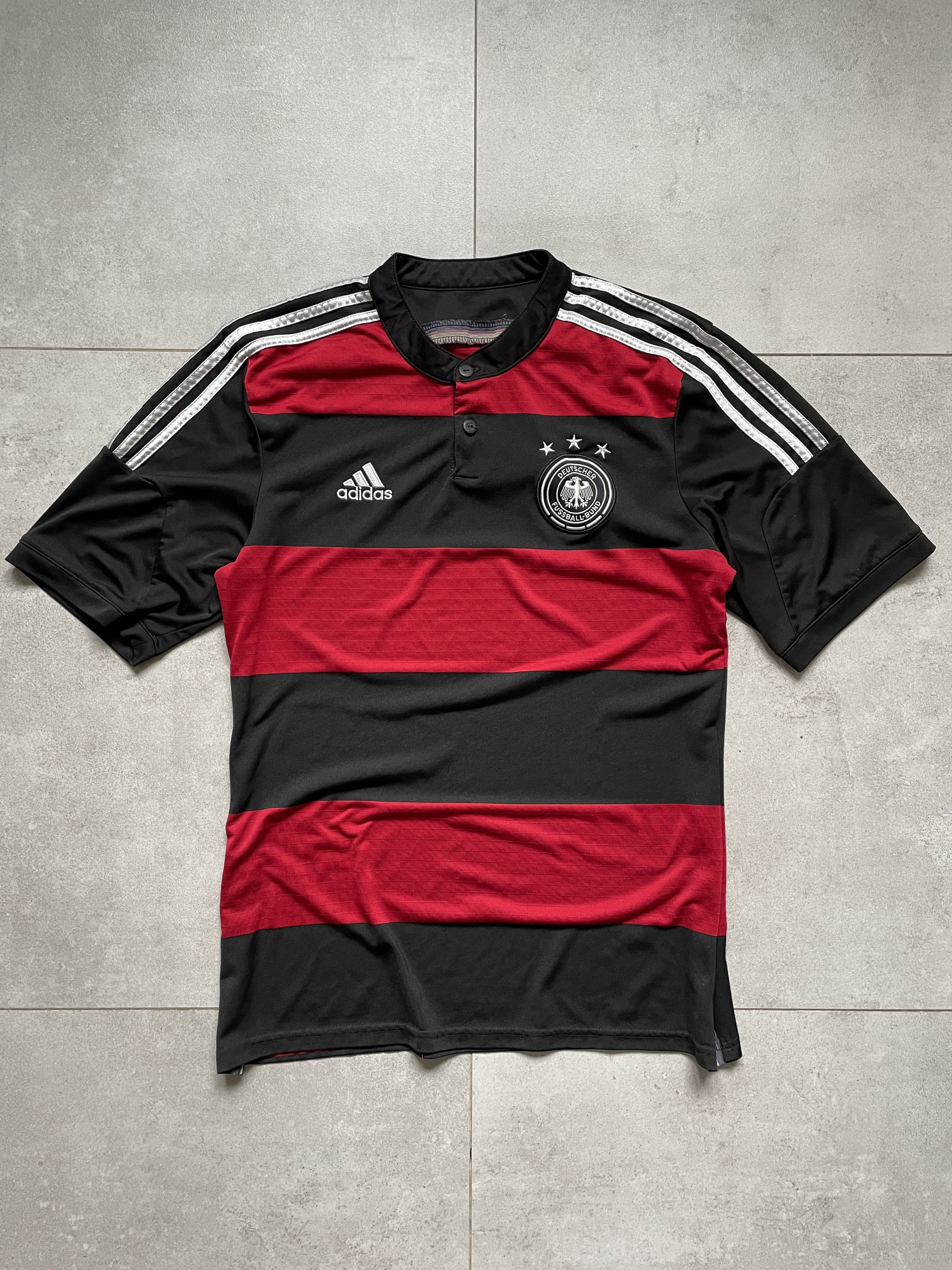 Adidas ADIDAS GERMANY SECOND FOOTBALL KIT SOCCER JERSEY EURO 2014 Size US L / EU 52-54 / 3 - 1 Thumbnail