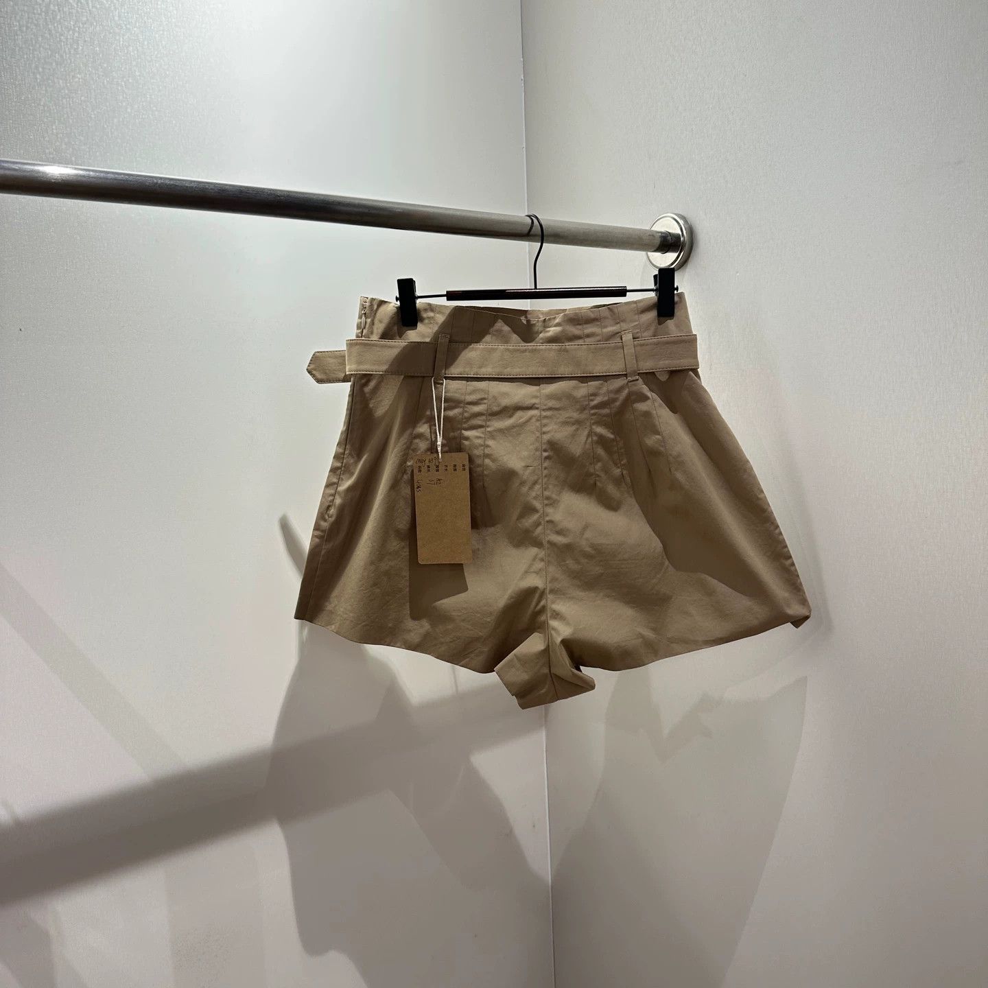 Prada Prada may439 Khaki Belted Cotton Shorts 40S Size 27" / US 4 / IT 40 - 2 Thumbnail