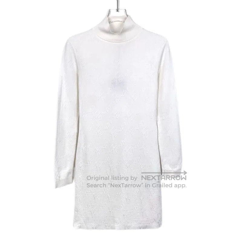 Fendi Fendi White Logo Letter Embossed Full Print Cotton Long Sl Size XXS / US 00 / IT 34 - 1 Thumbnail