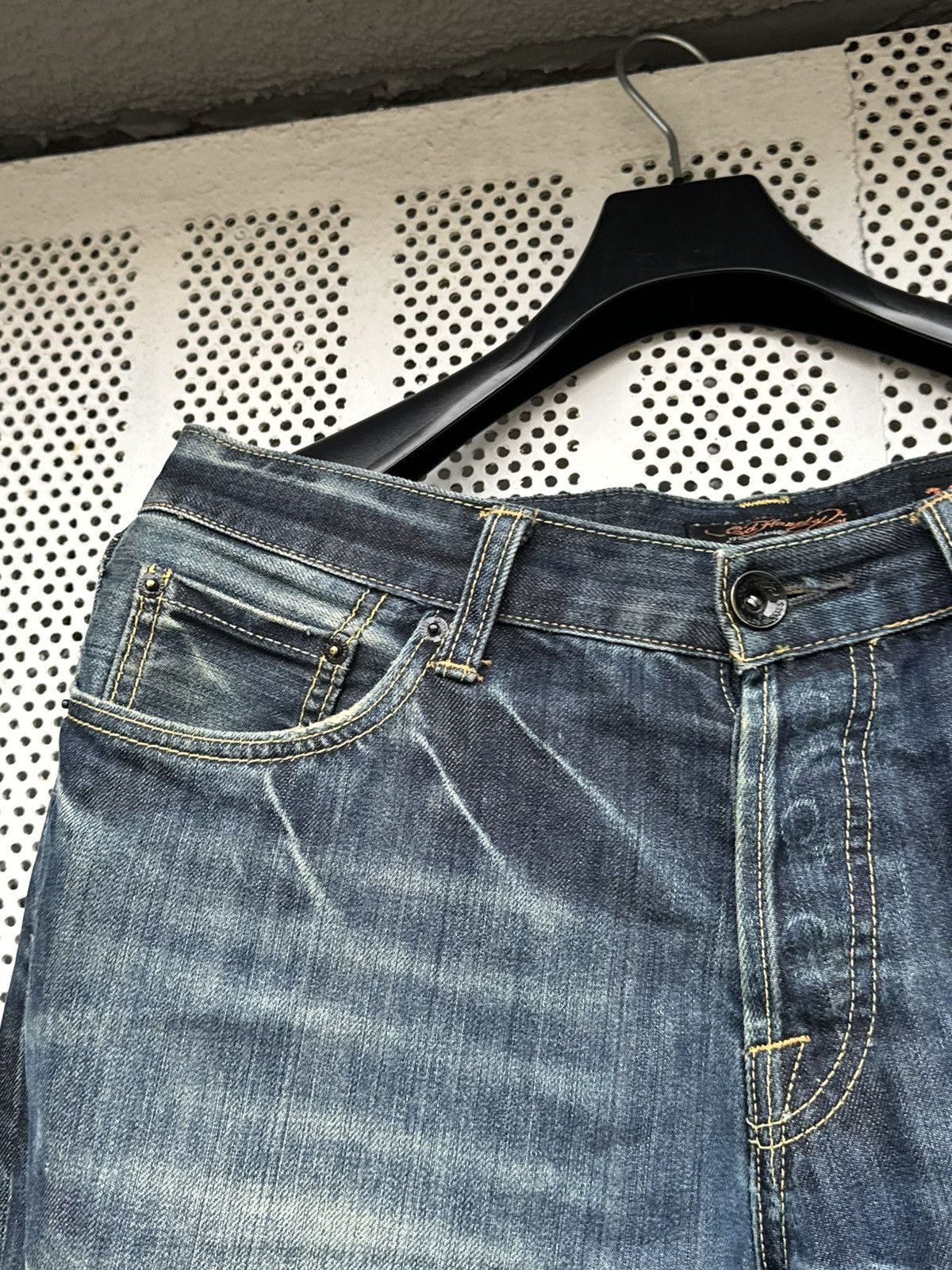 Ed Hardy × Japanese Brand × Vintage Vintage Ed Hardy Faded Denim Jeans Size 33/34 Size US 33 - 5 Thumbnail