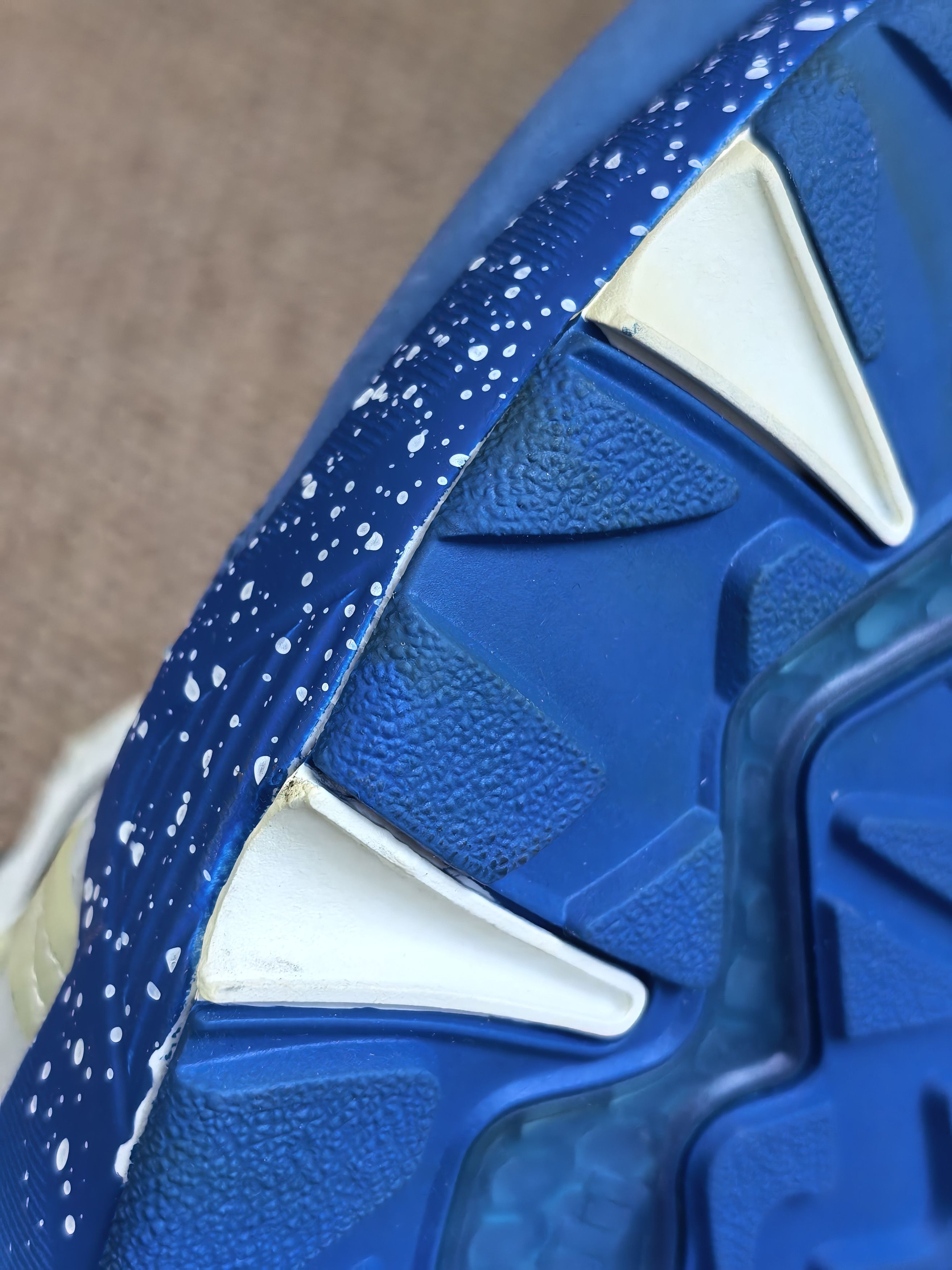 Colette × Kith × Puma 2016 Kith x Colette x Disc Blaze Strong Blue Size US 9.5 / EU 42-43 - 6 Thumbnail