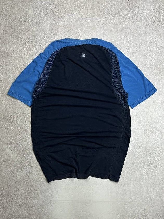 Nike Vintage Nike Shox Big Logo T-shirt Rare L Size US L / EU 52-54 / 3 - 7 Thumbnail