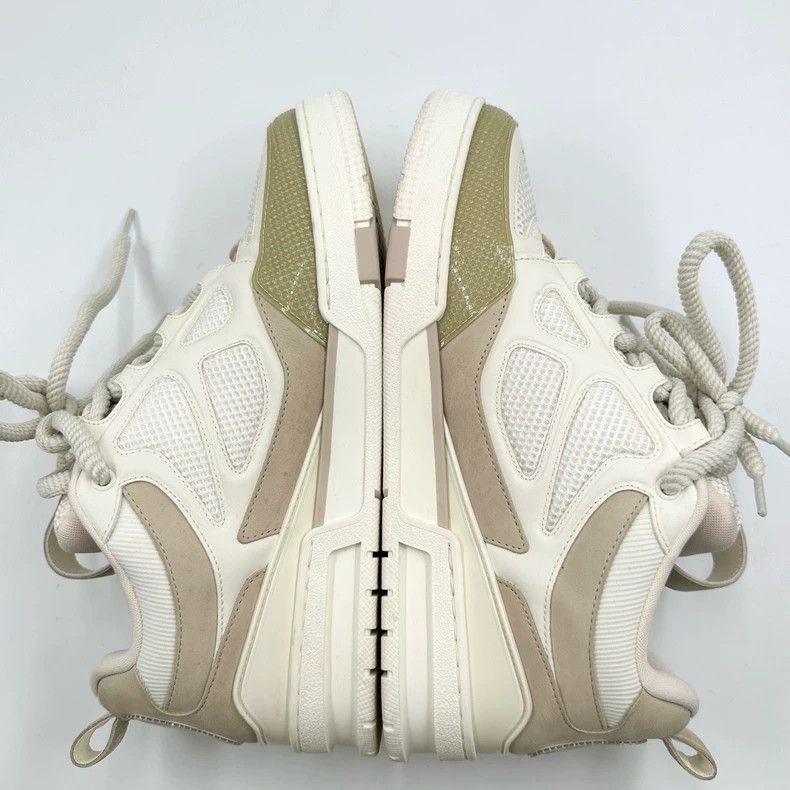 Louis Vuitton Louis Vuitton Black, white and brown bread board shoes Size US 9.5 / EU 42-43 - 9 Thumbnail