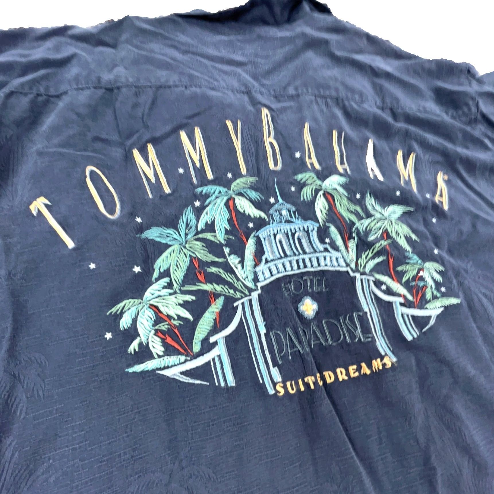 Tommy Bahama Tommy Bahama Shirt Men XL Gray Button Up Silk Embroidered Paradise Hotel Adult Size US XL / EU 56 / 4 - 3 Thumbnail