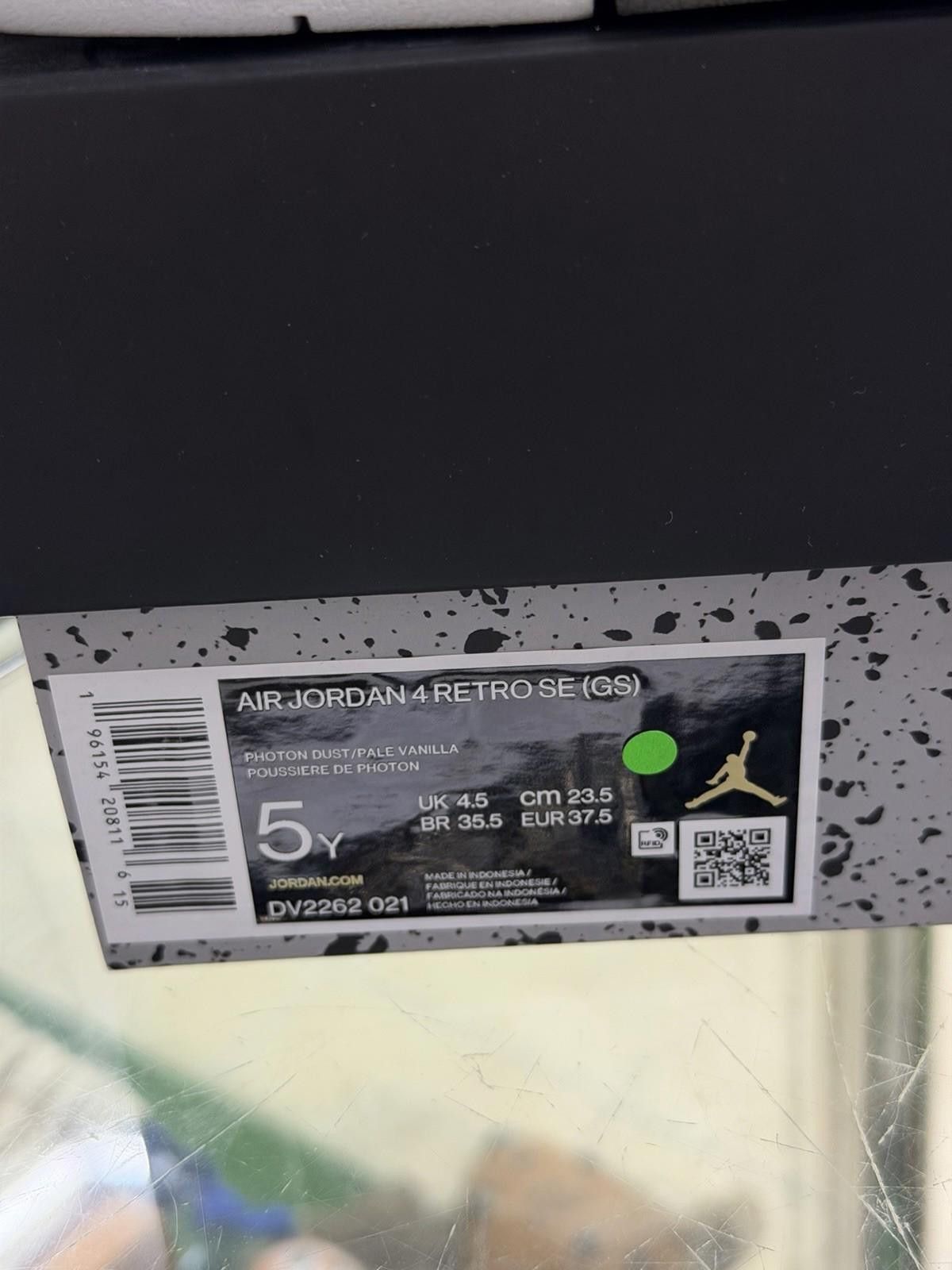 Jordan Brand Air Jordan 4 Retro SE Craft Photon Dust (GS) 5Y/6.5W Size US 5 / EU 37 - 11 Thumbnail