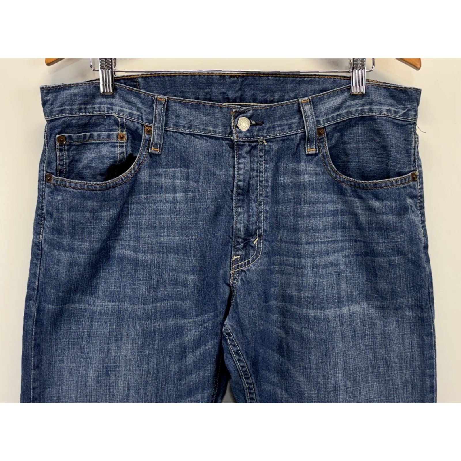 Levi's Levi's 514 Jeans Men 36X34 Blue Denim Straight Mid Rise Size US 36 / EU 52 - 2 Thumbnail