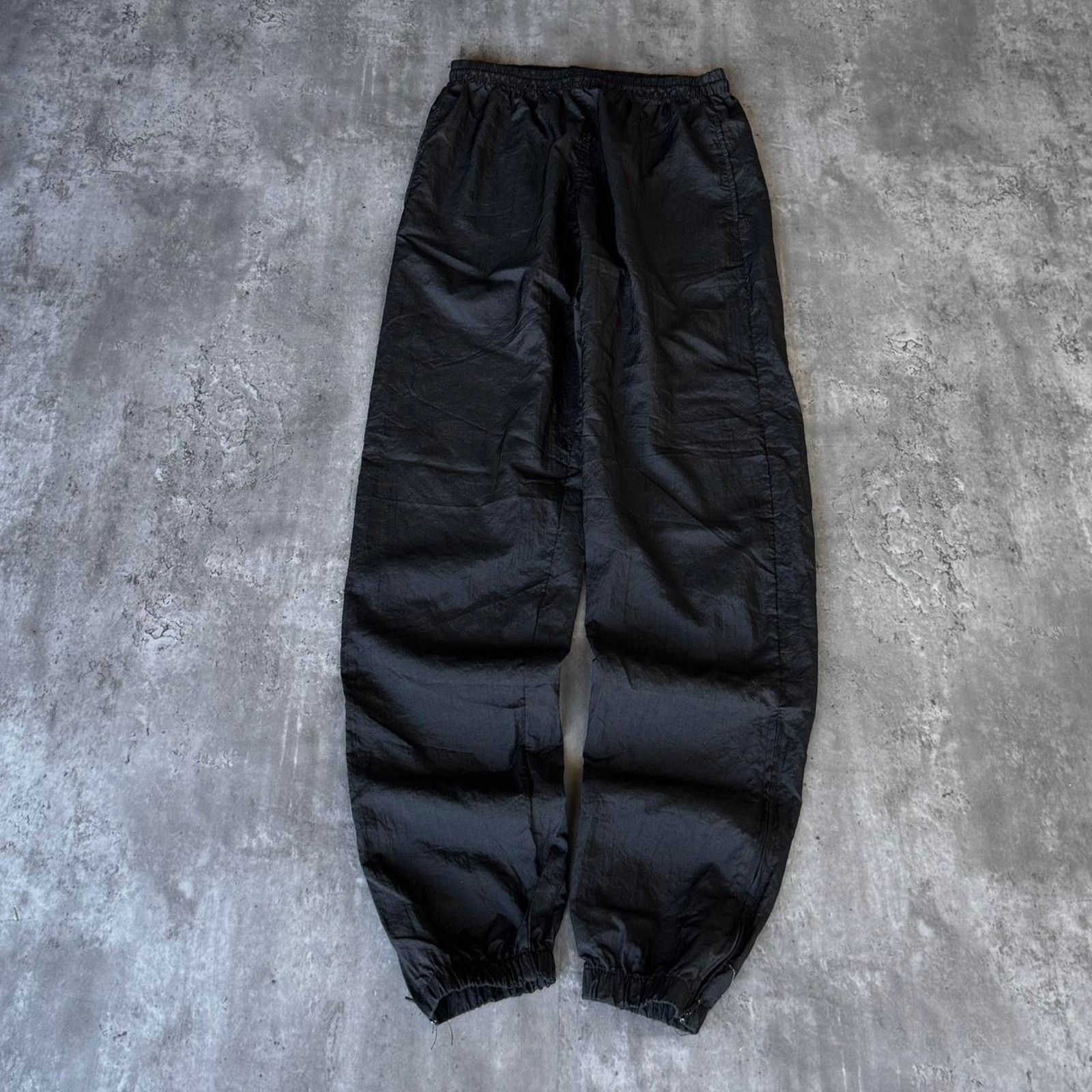 Japanese Brand × Vintage Vintage Y2K Black Lightweight Nylon Grunge Opium Sweatpants Size US 30 / EU 46 - 1 Thumbnail