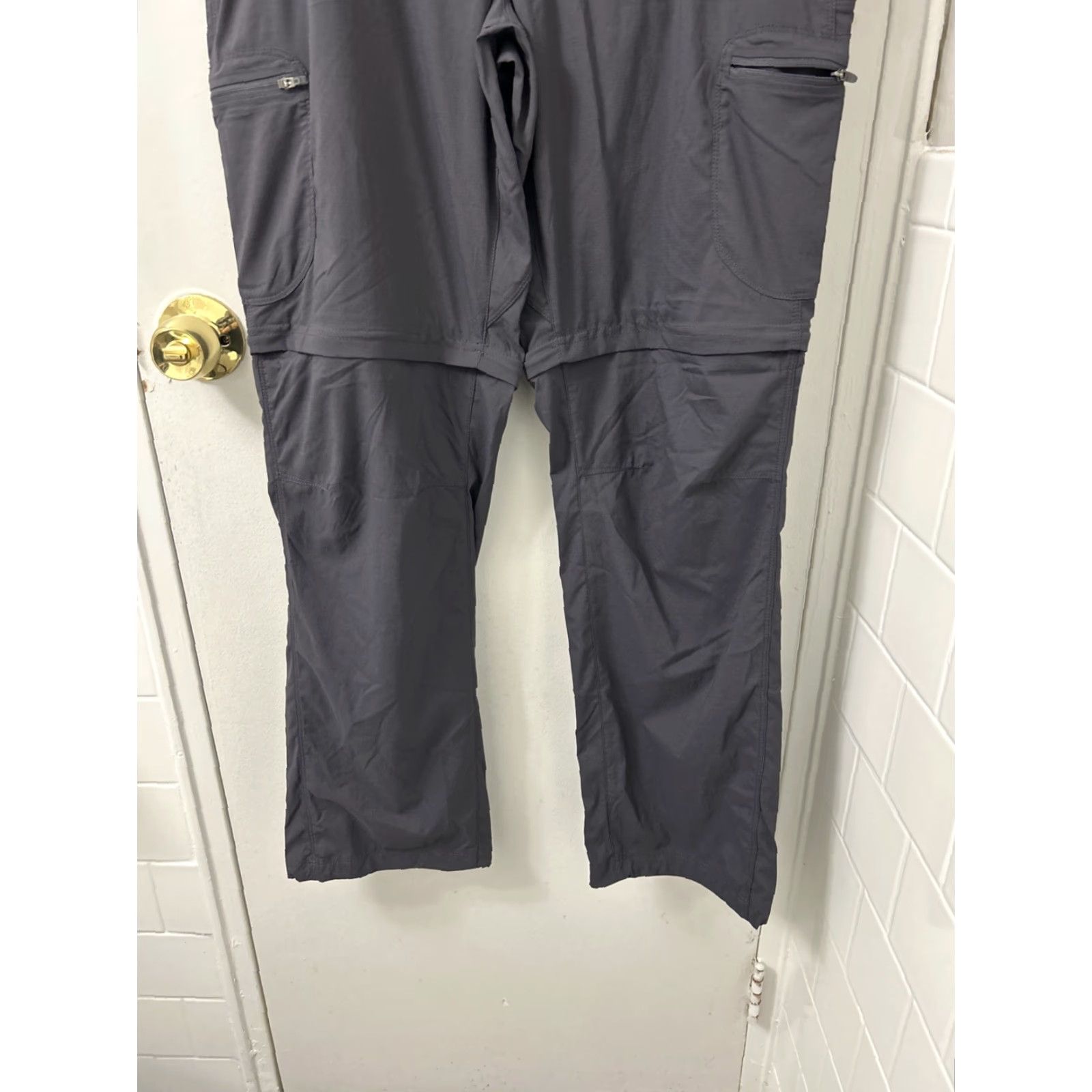 Vintage VINTAGE LL Bean Pants Womens 10 Gray Vista Trekking Zip Off Straight Leg Cargo 296675 Size 32" / US 10 / IT 46 - 3 Thumbnail