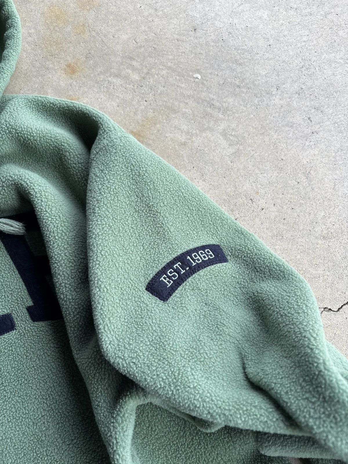 Gap × Vintage Crazy 90s Gap Boxy Fleece Forrest Green Simple Logo Hoodie Size US M / EU 48-50 / 2 - 5 Thumbnail