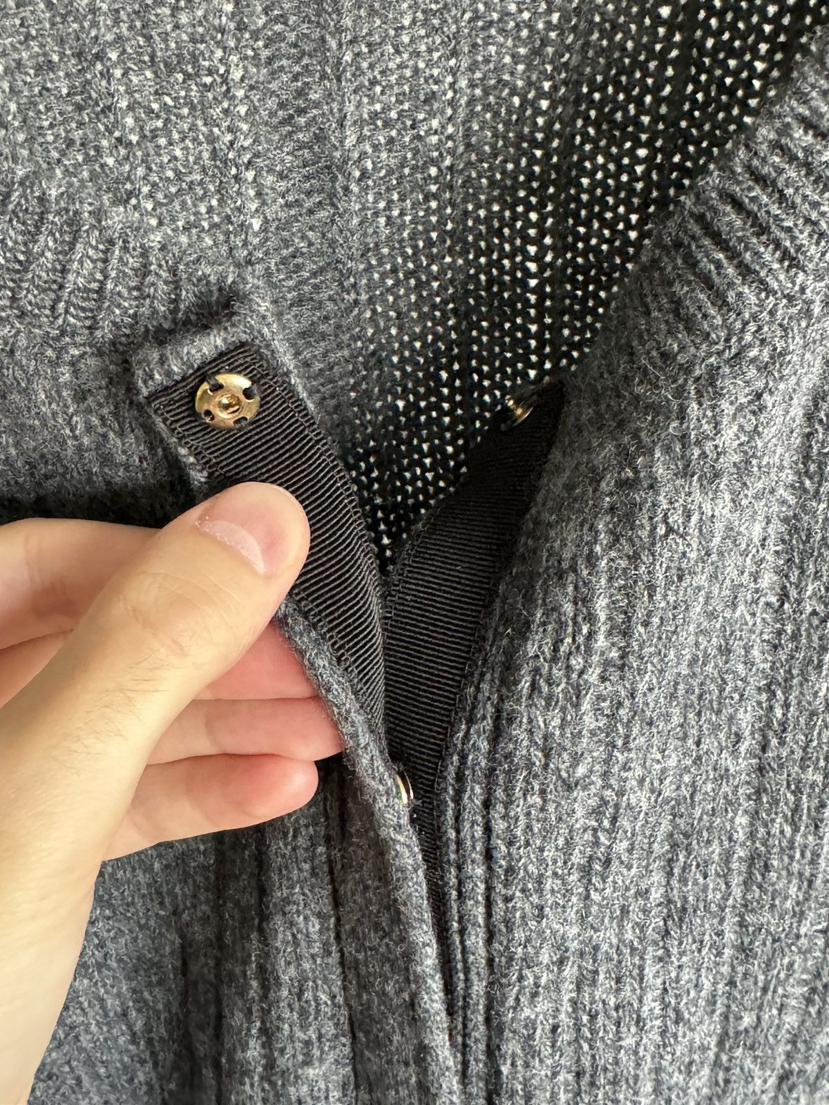 Moncler Moncler Wool and Cashmere cardigan Size M / US 6-8 / IT 42-44 - 11 Thumbnail