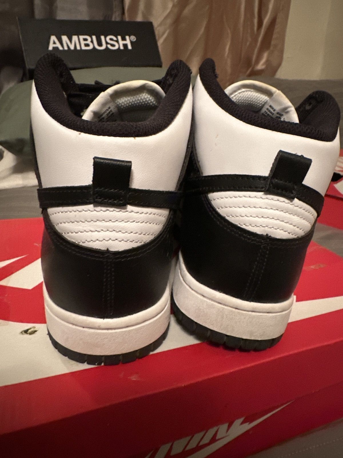 Nike NIKE DUNK HIGH RETRO “BLACK/WHITE Size US 9 / EU 42 - 3 Thumbnail