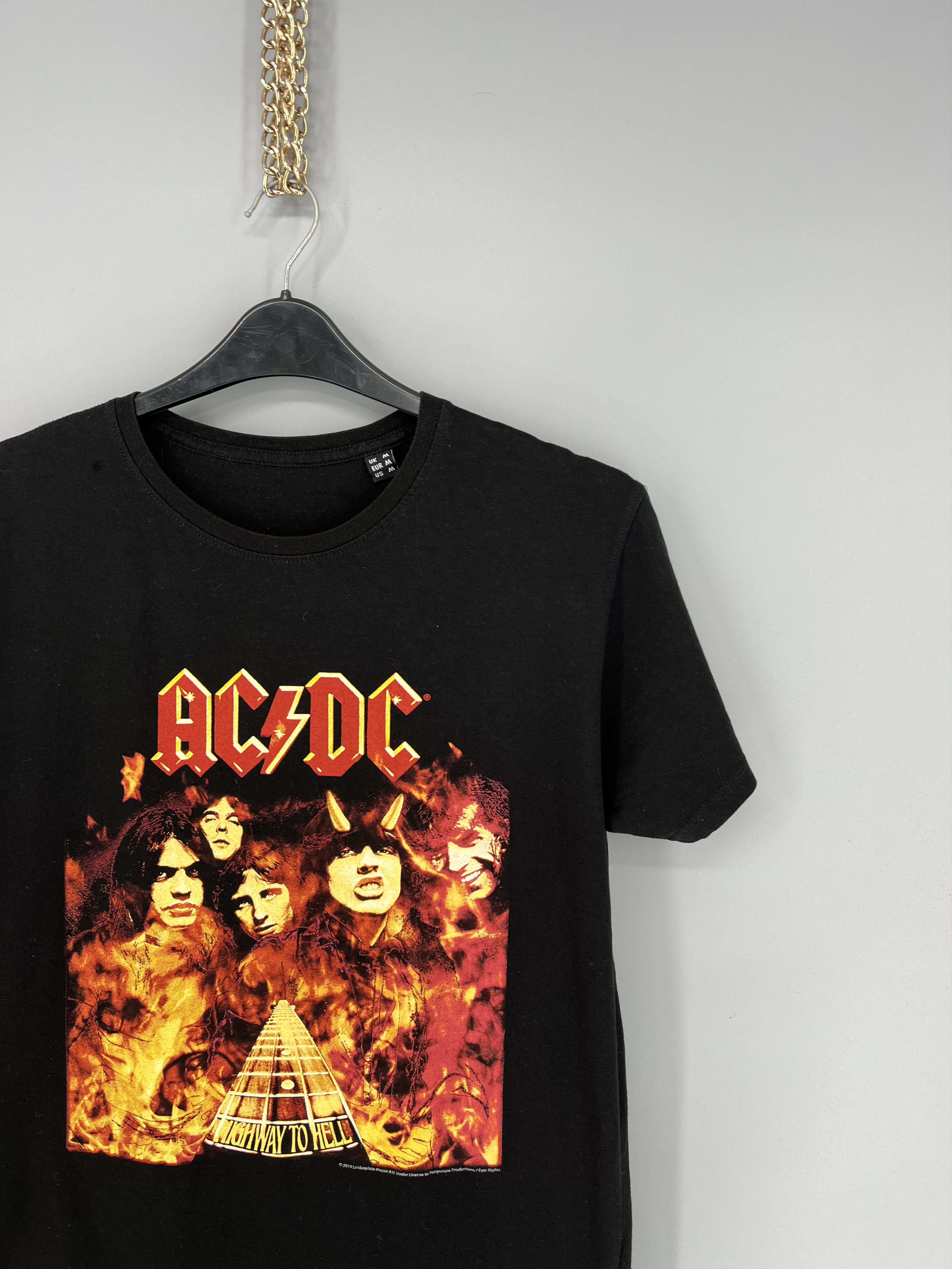 Band Tees Vintage Y2K Ac/Dc Highway To Hell World Tour BAND TEE Size US M / EU 48-50 / 2 - 5 Thumbnail