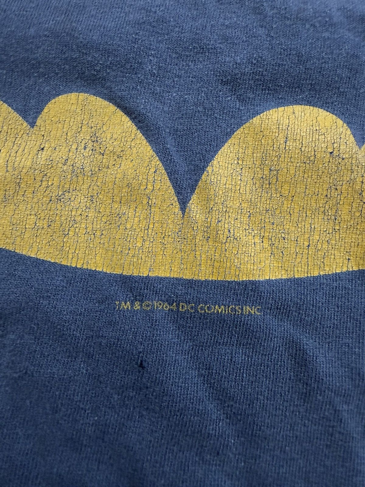 DC Comics 1964 Batman Logo Movie Single Stitch T Shirt Faded Cracked Size US XL / EU 56 / 4 - 3 Thumbnail