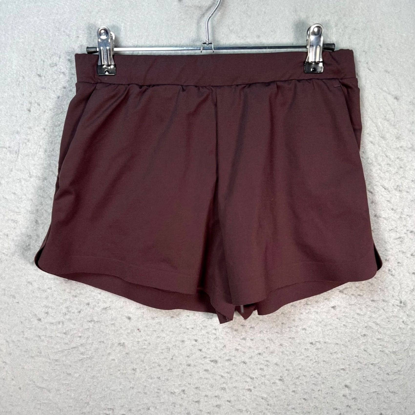 Uniqlo Uniqlo Womens Size Small Burgundy Athletic Shorts Lightweight Gym Running Size 28" / US 6 / IT 42 - 2 Thumbnail