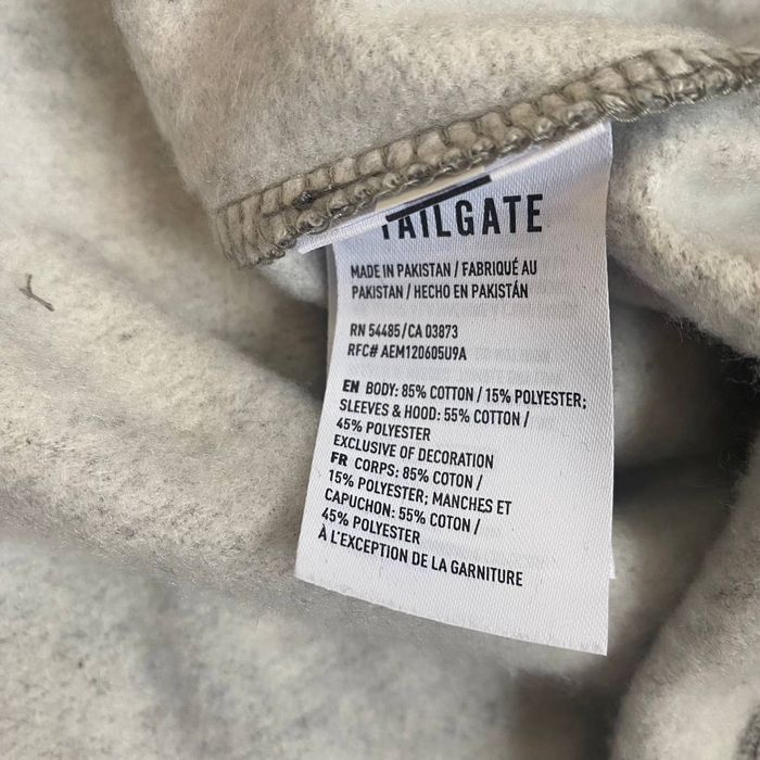 Sportswear Tailgate New York Yankees Cropped Hooded Sweatshirt Hoodie