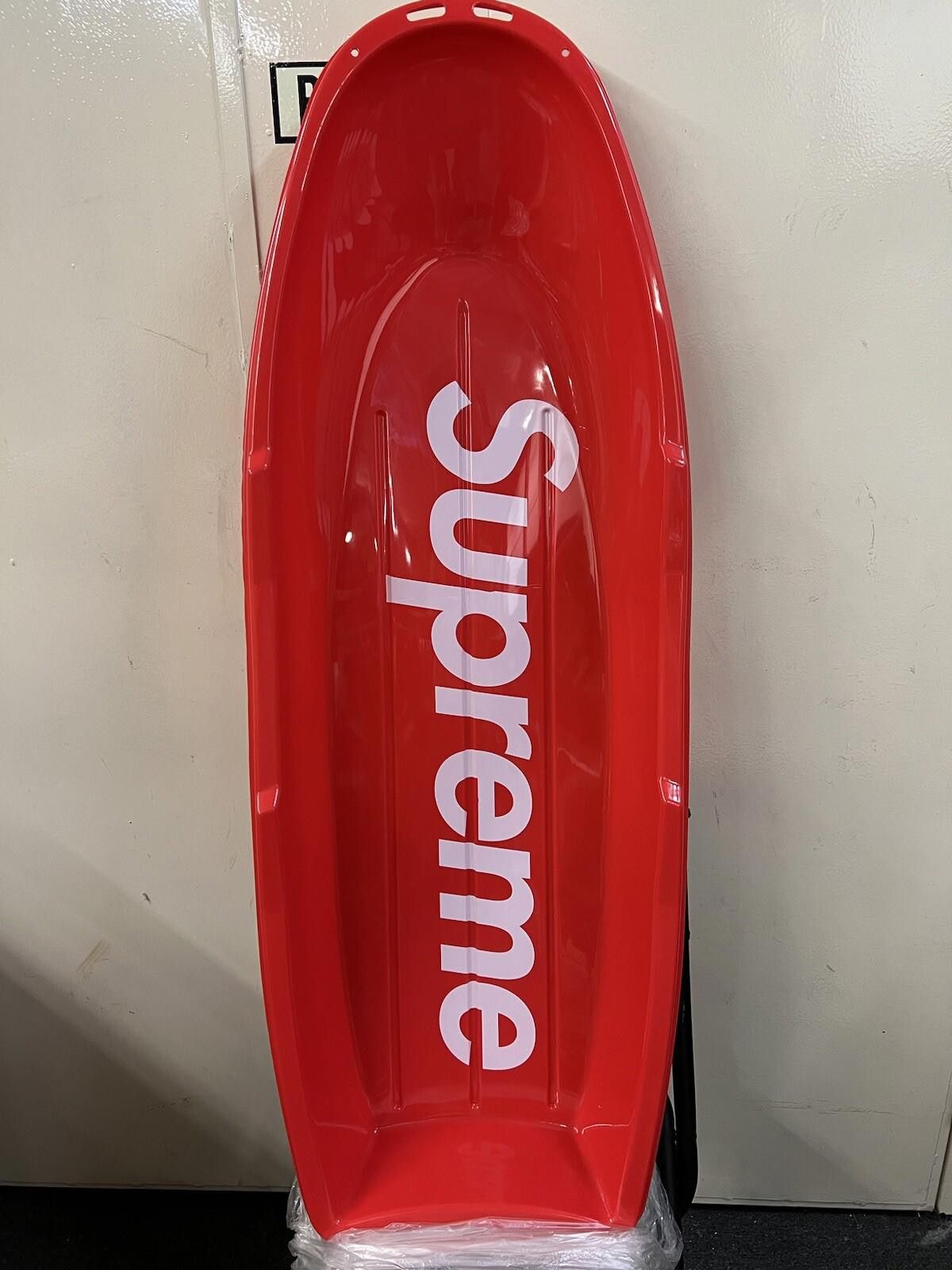 Supreme FW17 Supreme Sled Red 2017 Deadstock Brand New Ready to ship Size ONE SIZE - 2 Thumbnail