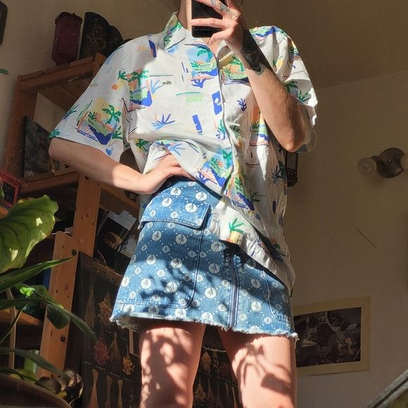 Lacoste Lacoste Men's Print Cotton Voile Hawaiian Shirt - Size L Size US L / EU 52-54 / 3 - 2 Thumbnail