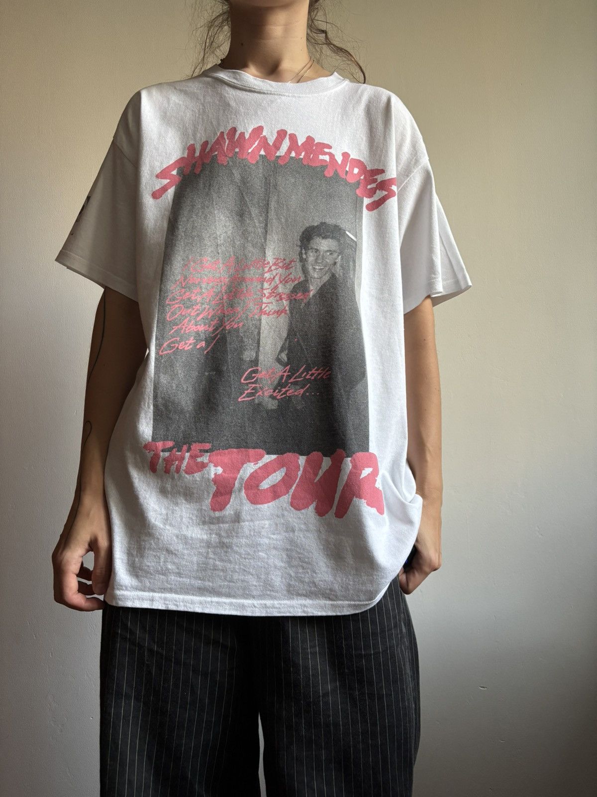 Vintage Summer Diaries 2019 Shawn Mendes the tour tshirt Size US M / EU 48-50 / 2 - 1 Thumbnail
