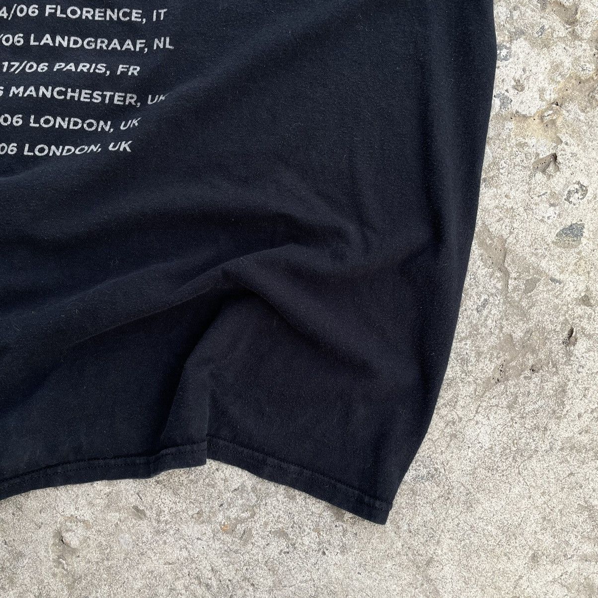 Band Tees Vintage T-shirts Foofighters Big Logo Tour 00s Rock Band Y2K Size US M / EU 48-50 / 2 - 11 Thumbnail