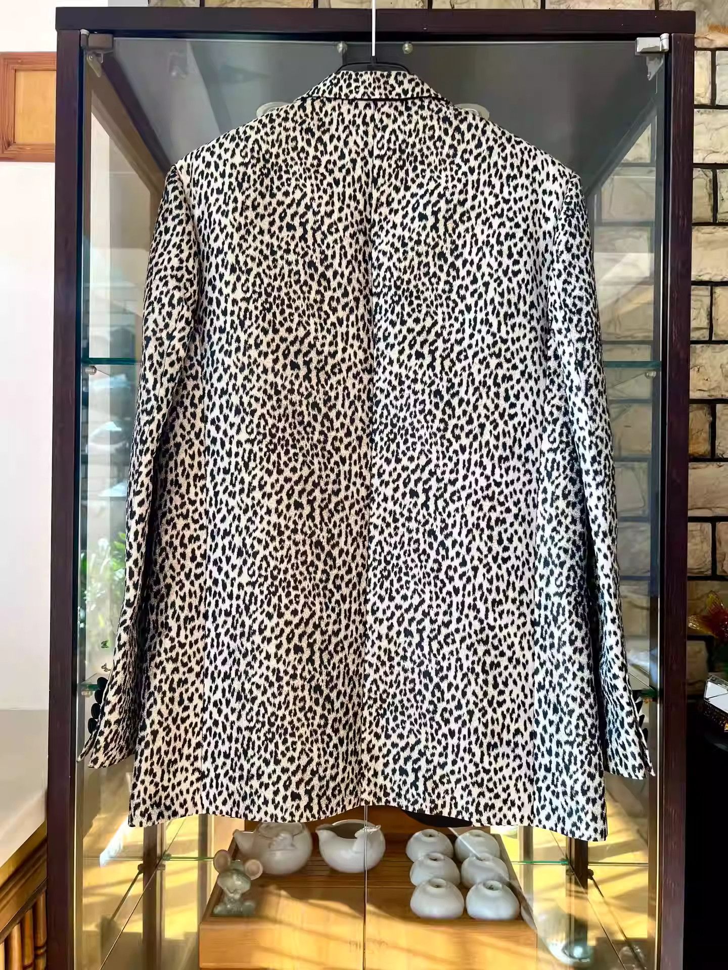 Saint Laurent Paris saint laurent Leopard Print Barrel Neck Suit Size US S / EU 44-46 / 1 - 2 Thumbnail