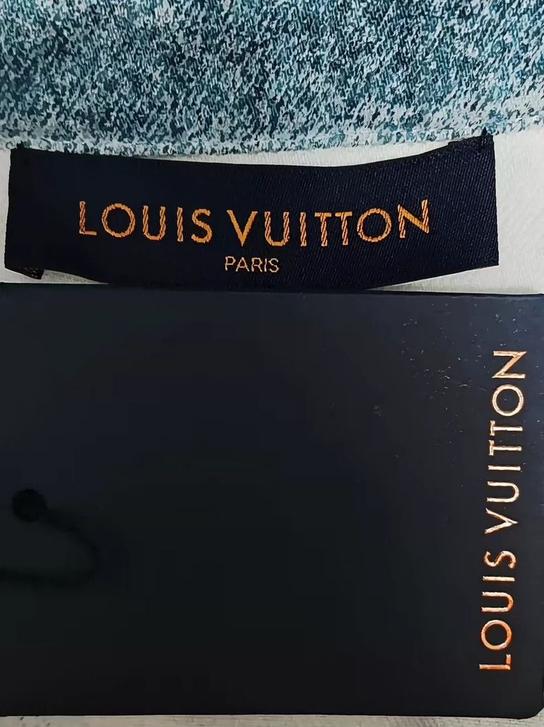 Louis Vuitton LOUIS VUITTON Classic Long Sleeve Shirt with Starry Sky Gr Size US S / EU 44-46 / 1 - 5 Thumbnail