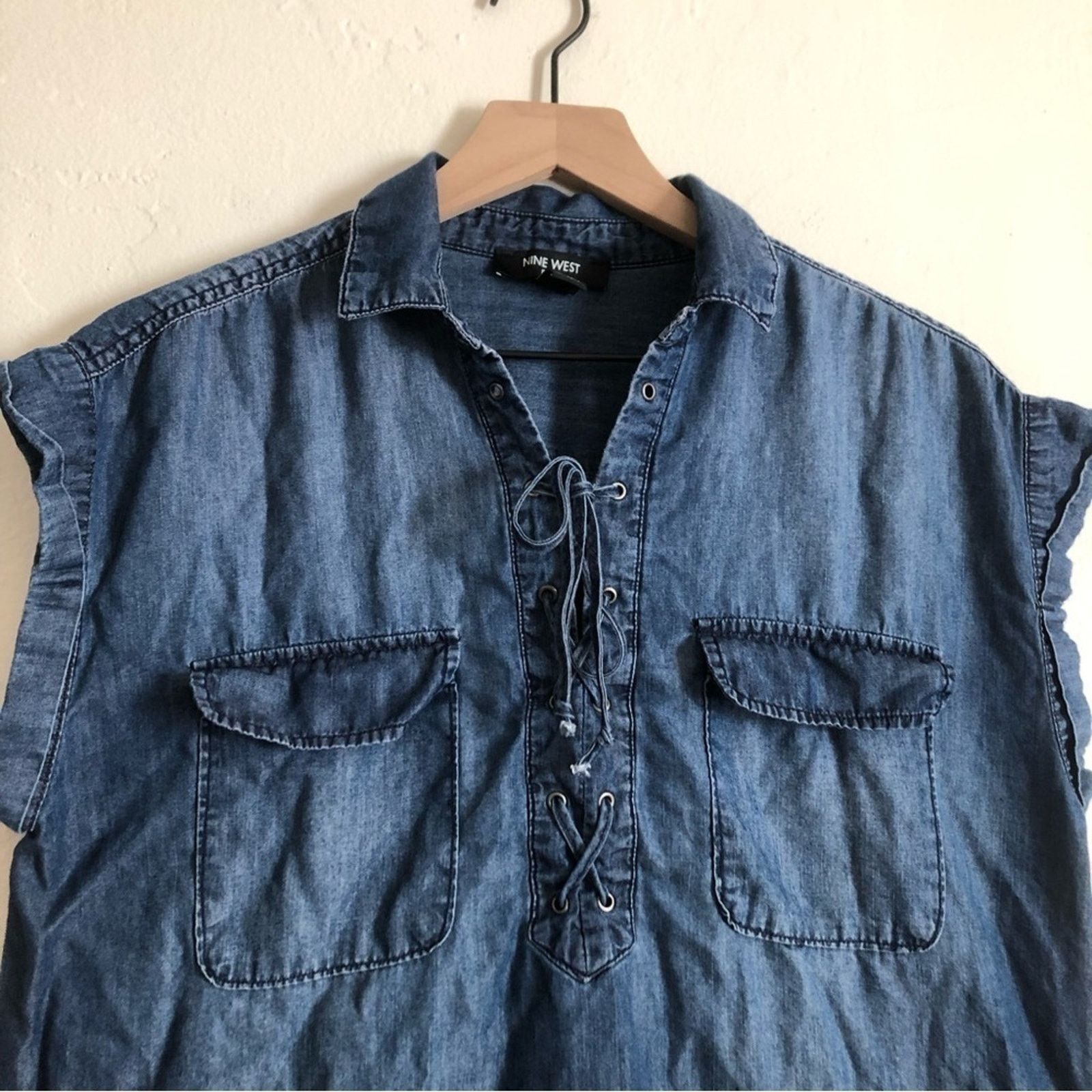 Nine West Nine West Jeans Chambray Soft Denim Cap Sleeves Blouse Top Size M / US 6-8 / IT 42-44 - 3 Thumbnail
