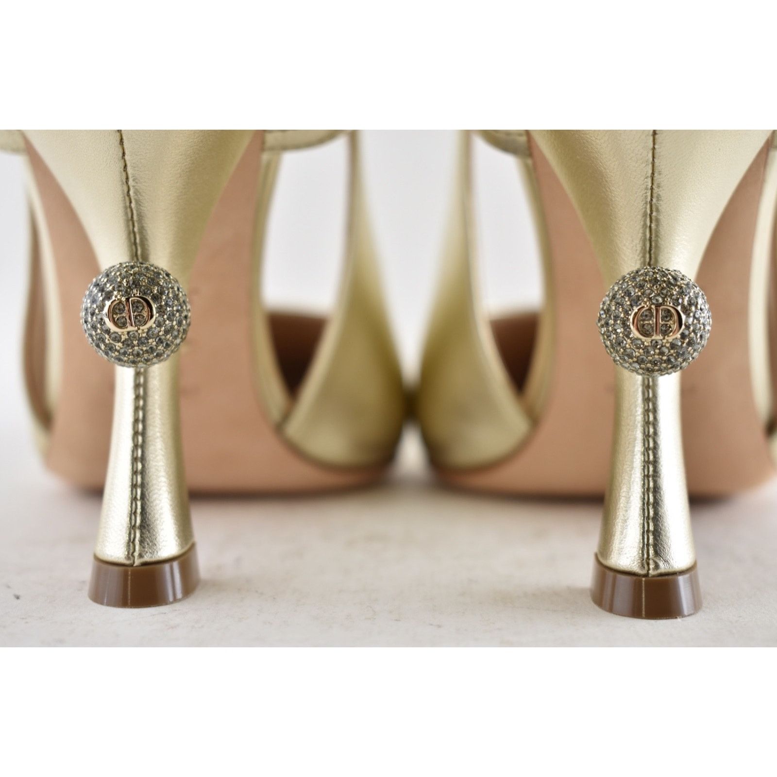 Dior Dior Tribales Jadior Pale Gold Laminated Sandal Pump 37.5 Size US 7.5 / IT 37.5 - 14 Thumbnail