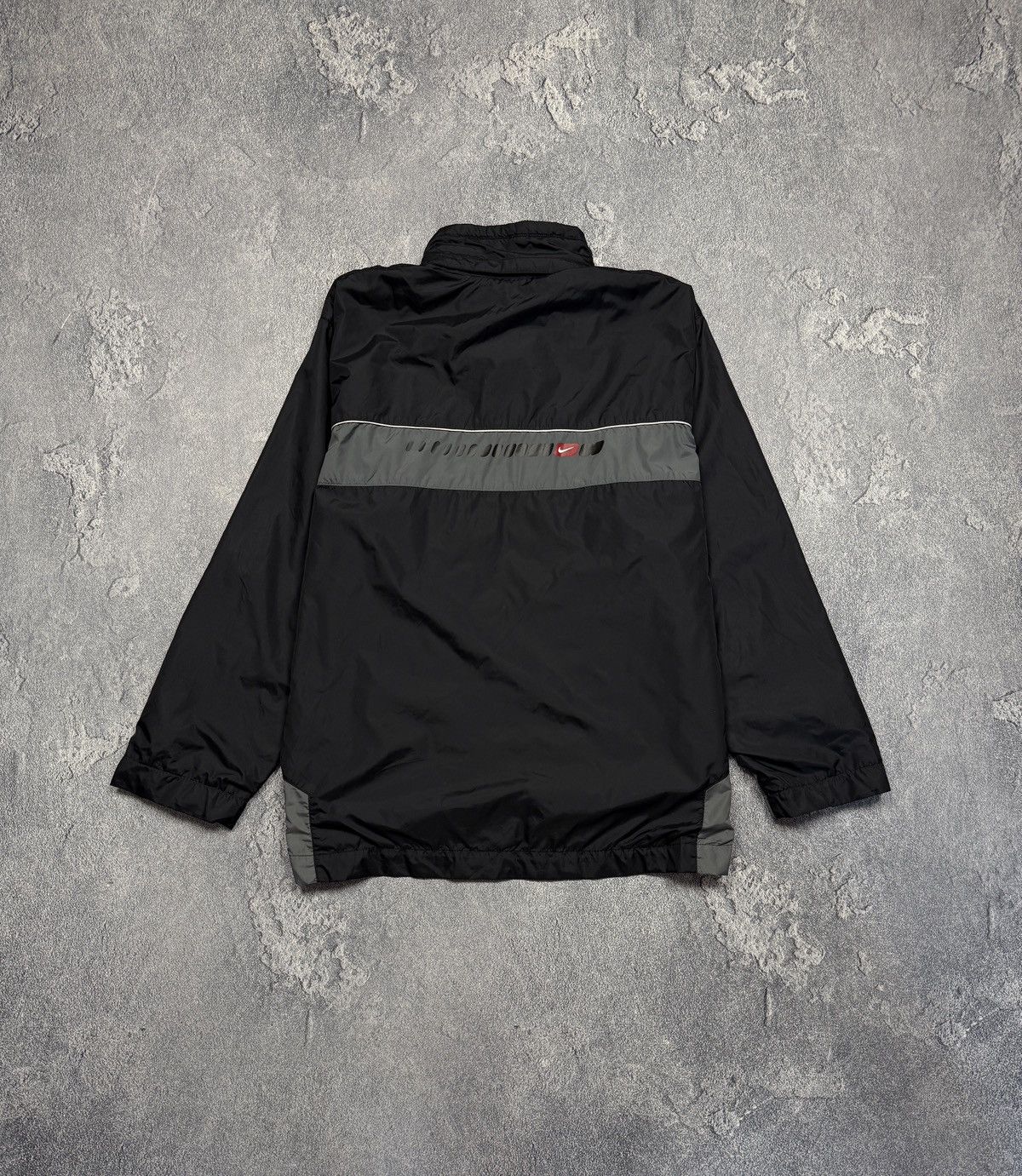Nike Nike Vintage Nylon Jacket Size US M / EU 48-50 / 2 - 2 Thumbnail