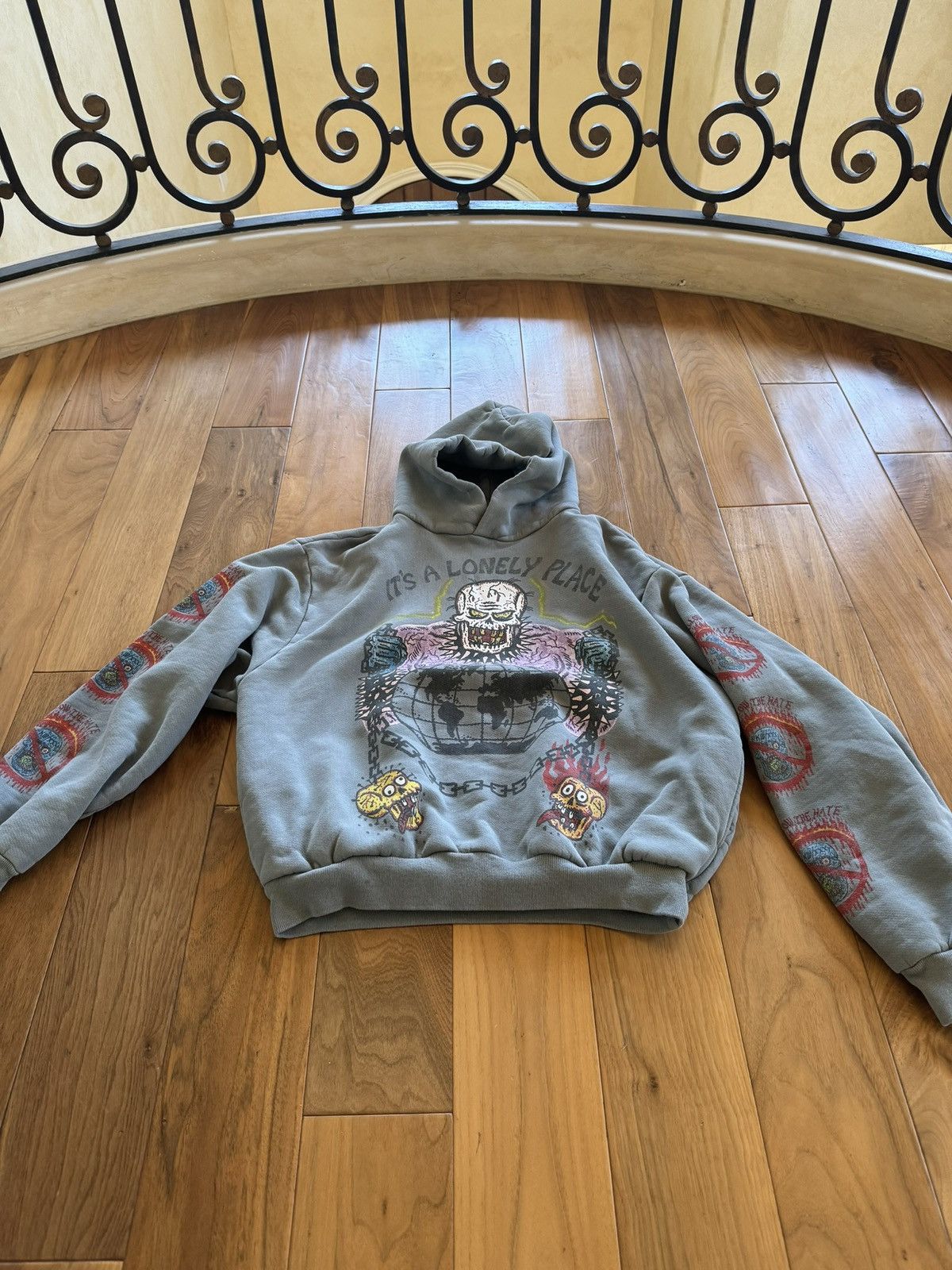 Yeezy xxxtentacion It’s a lonely place hoodie