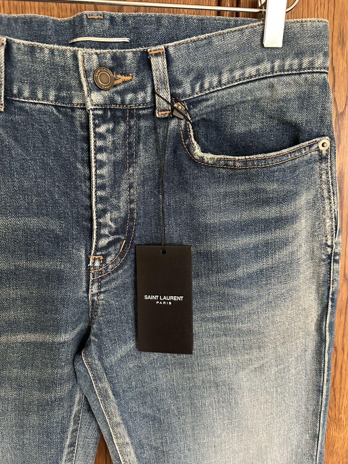 Saint Laurent Paris FW19 Saint Laurent distressed ripped jeans BNWT 30 D02 Size US 30 / EU 46 - 12 Thumbnail