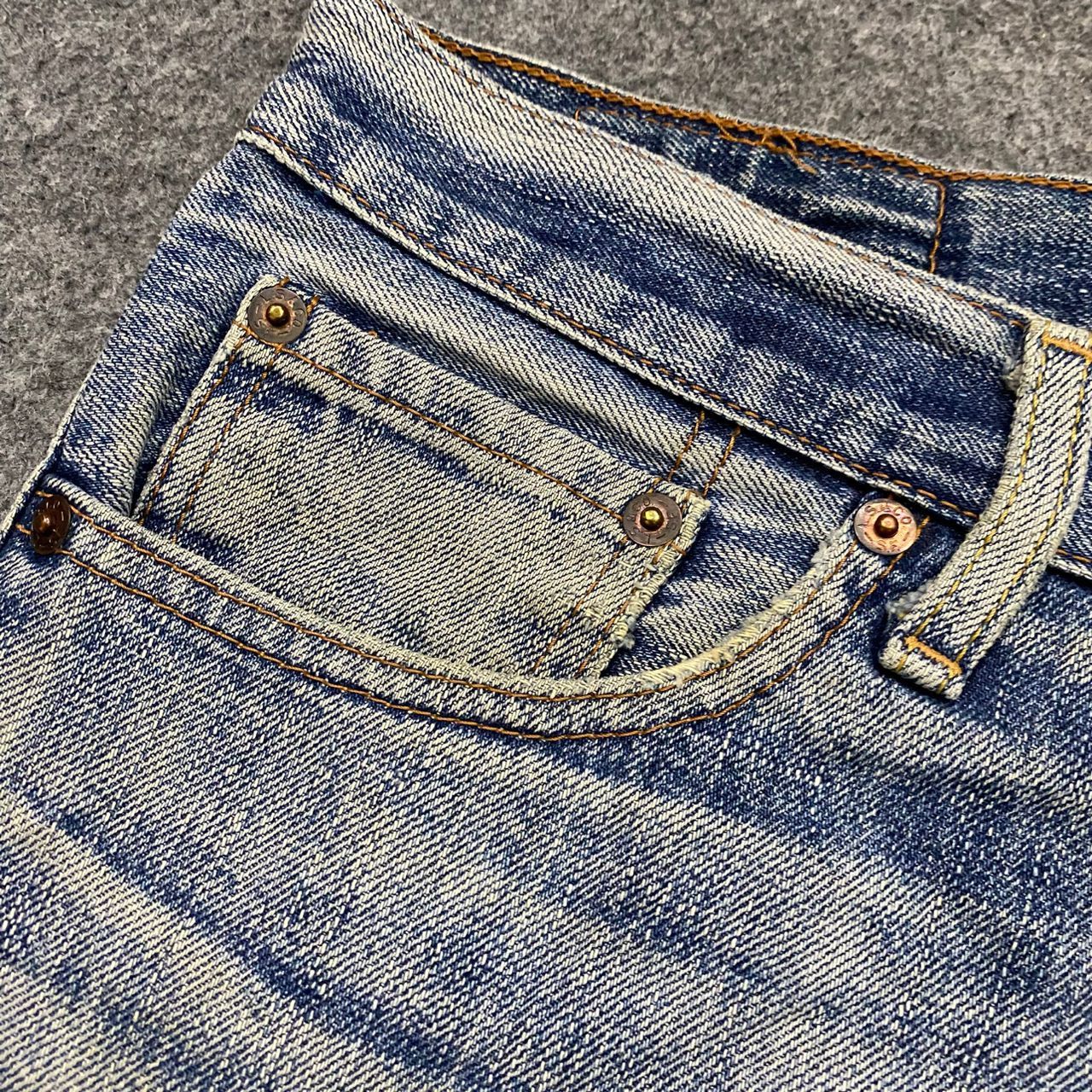 Levi's Vintage 90s Levis 502 Distressed denim Kurt Cobain Style Size US 32 / EU 48 - 10 Thumbnail