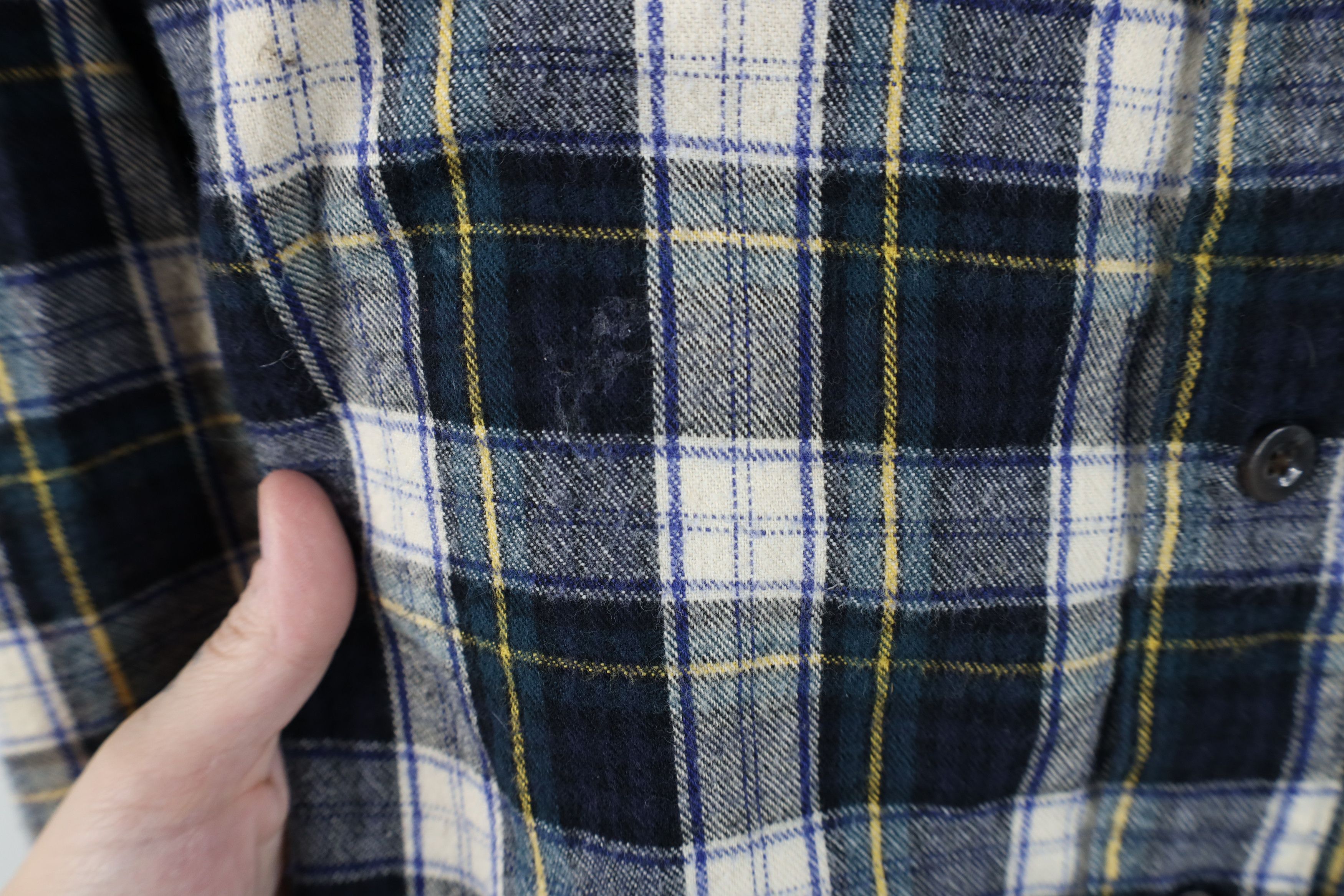 L.L. Bean Vintage 90s LL Bean Faded Collared Flannel Button Down Shirt Size US M / EU 48-50 / 2 - 5 Thumbnail