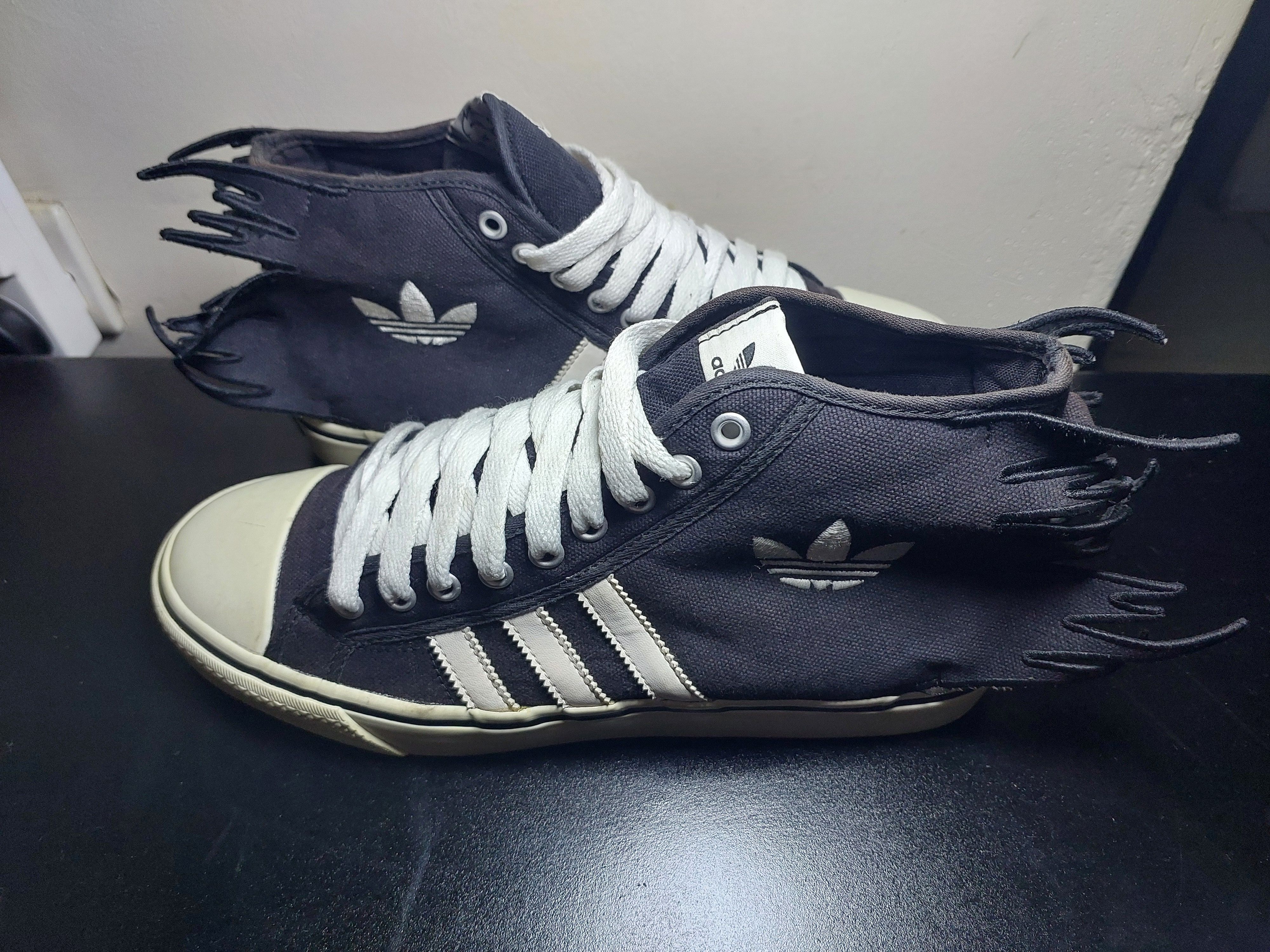Adidas × Jeremy Scott ADIDAS x Jeremy Scott Nizza Fringe Hi-Top Sneakers Size US 10 / EU 43 - 4 Thumbnail