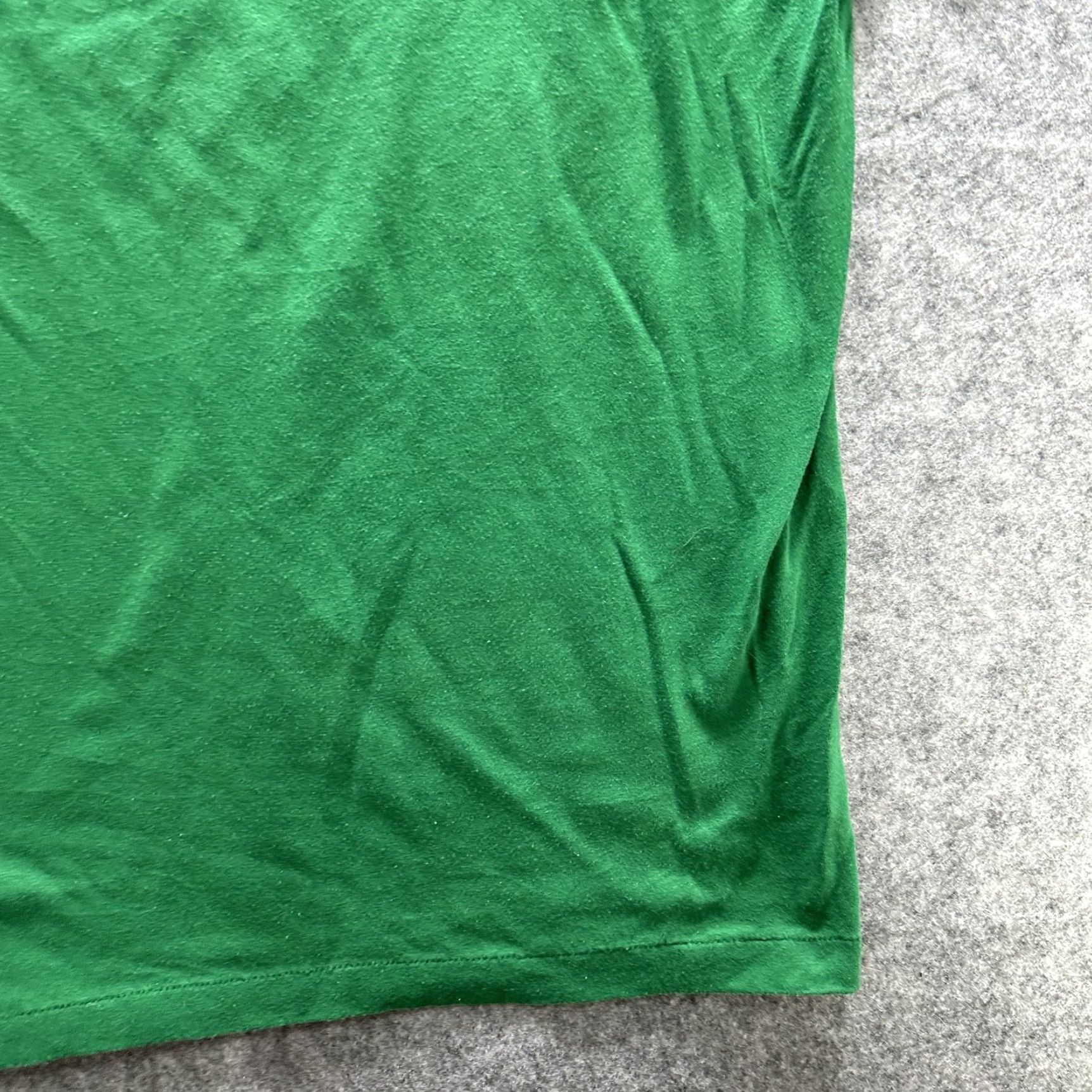 Vintage VINTAGE Las Vegas Shirt Mens Large Green Gray Ringer Crewneck Tee 70s 80s Tee Mens Large Green Gray Las Vegas Souvenir Retro Tee Size US L / EU 52-54 / 3 - 4 Thumbnail