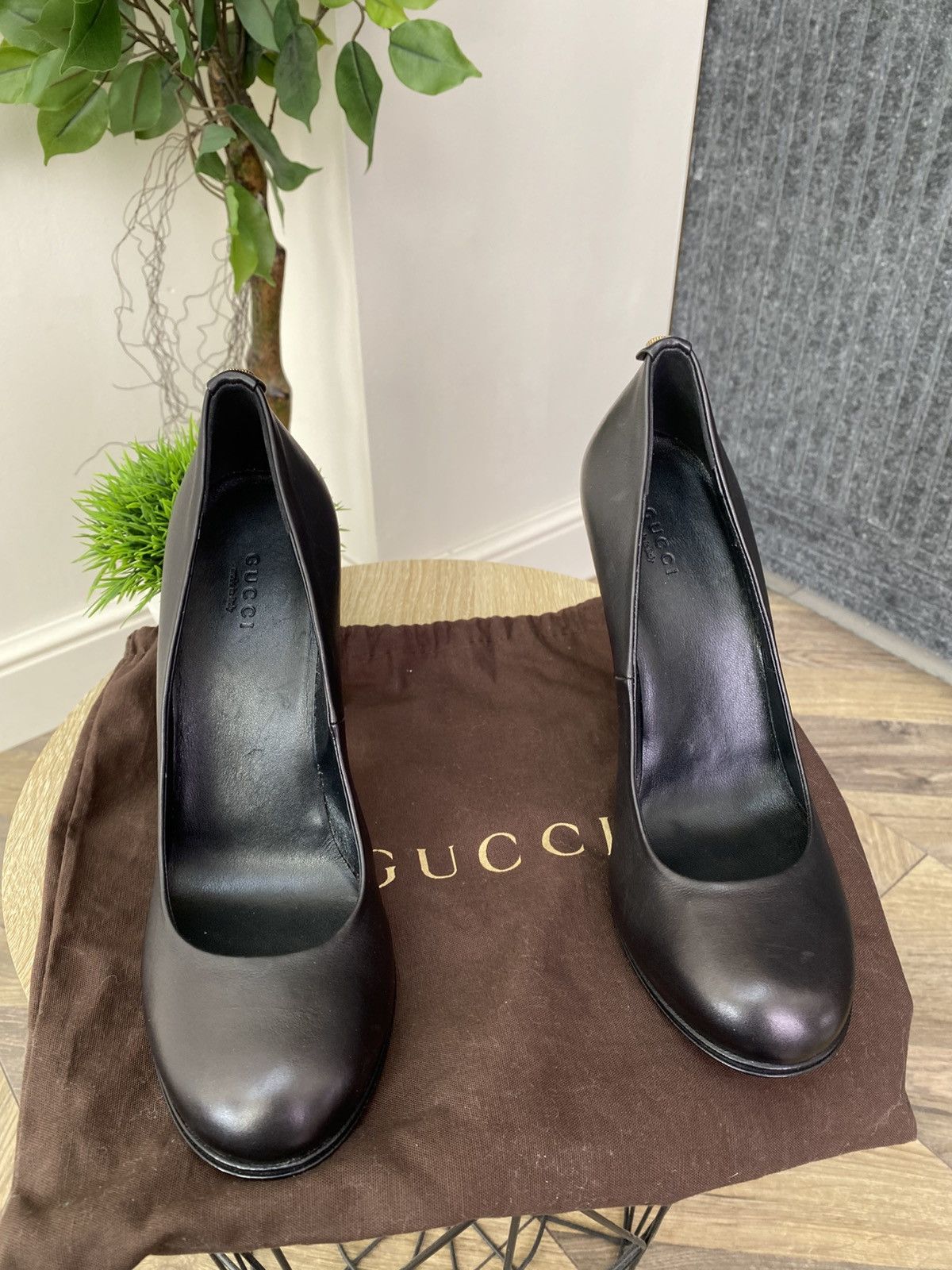 Gucci Vintage Gucci Saddle Soft Leather Round Toe Pumps Size US 10 / IT 40 - 4 Thumbnail