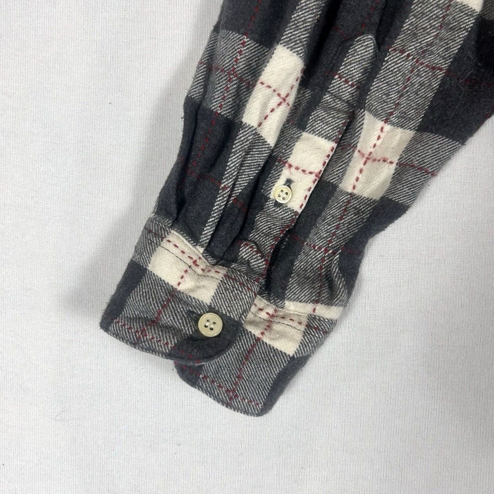 J.Crew J.CREW Button-Up Shirt Flannel Plaid 100% Cotton Mens XL Casual Portugal Origin Corded Button-Down Collared Classic Slimming Style Size US XL / EU 56 / 4 - 5 Thumbnail