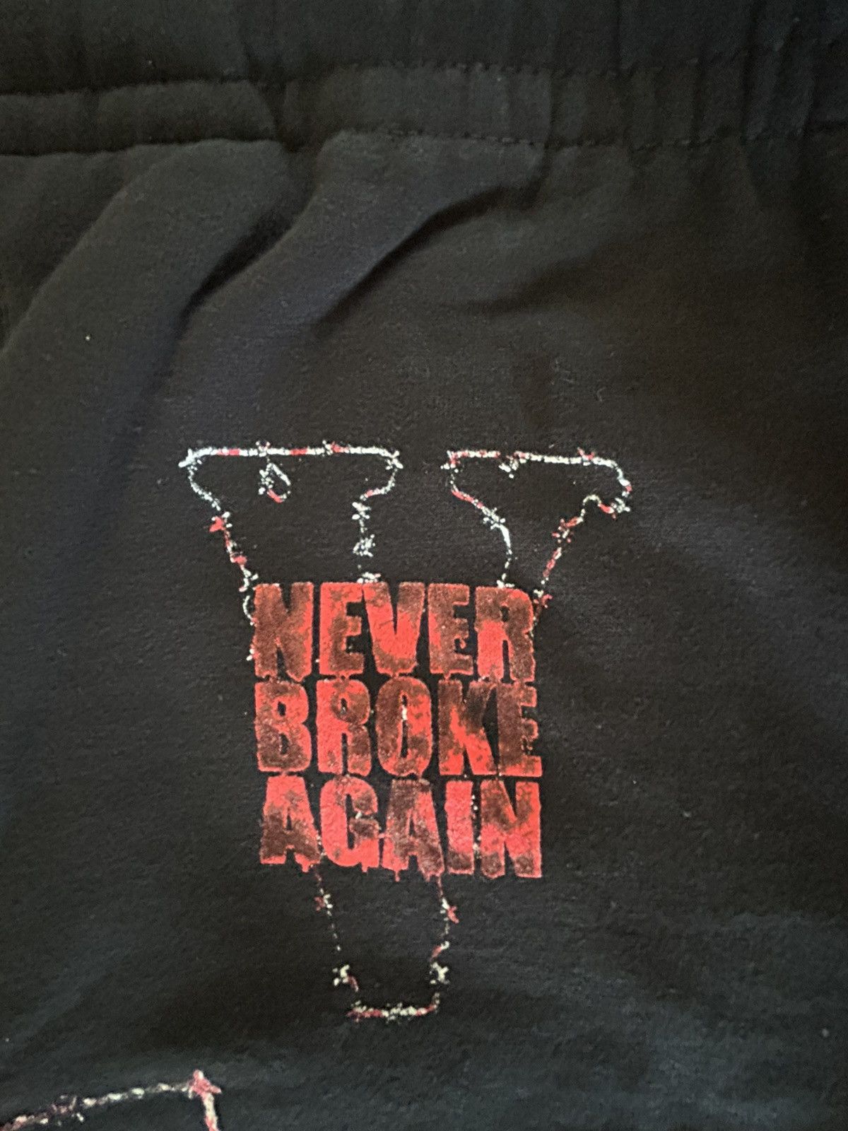 Vlone 100% Authentic Vlone x Never Broke Again Haunted Sweatpants! Size US 33 - 3 Thumbnail
