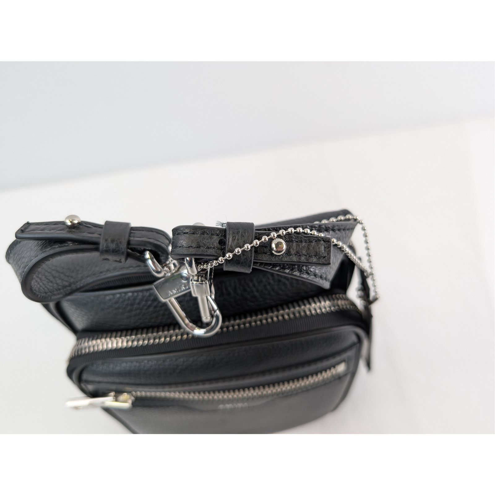 Amiri o1rshd1 Size: OS / Pebbled Napa Hip Pouch Bag in Black Size ONE SIZE - 5 Thumbnail