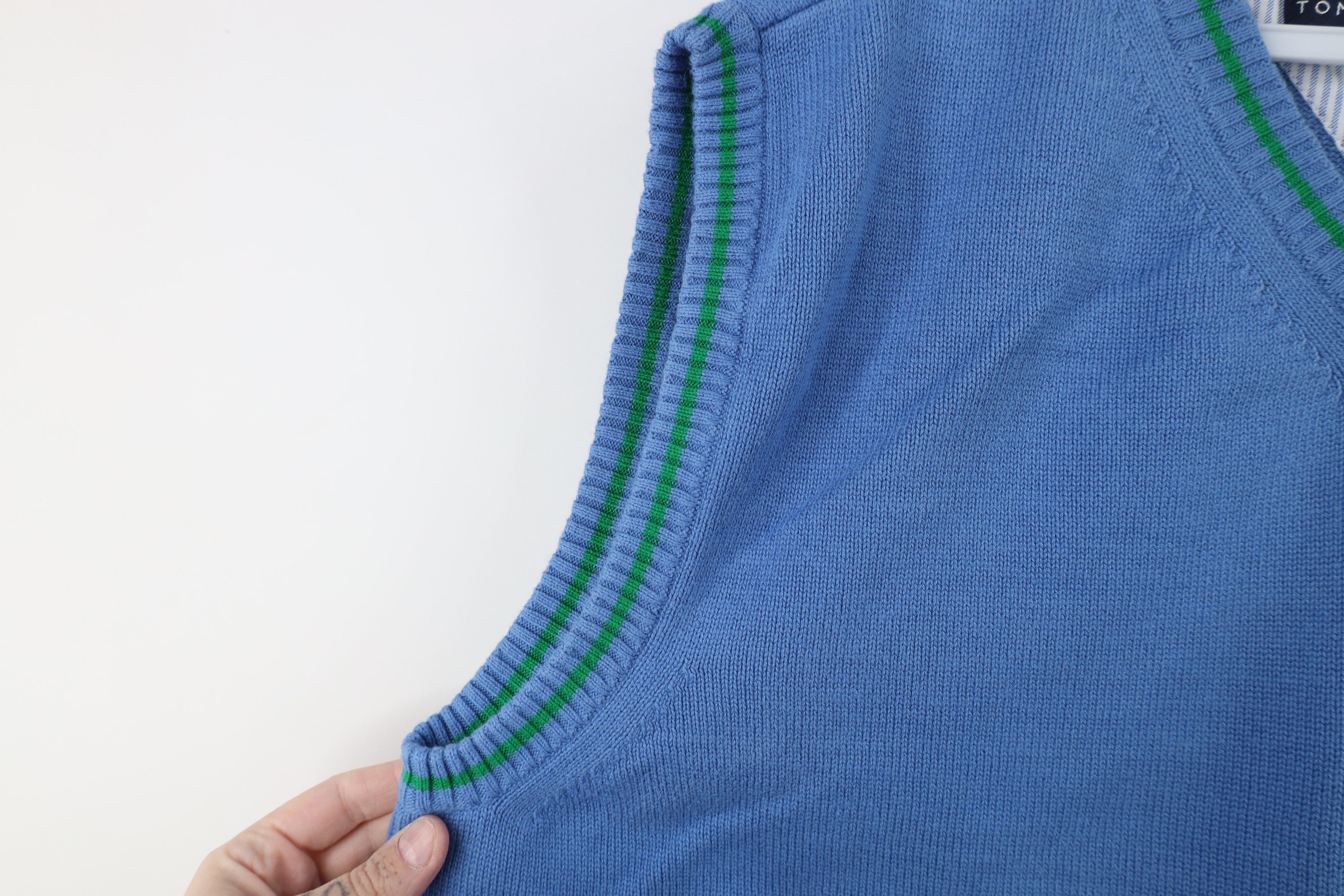 Tommy Hilfiger Vintage Tommy Hilfiger Ribbed Knit Sweater Vest Light Blue Size US XL / EU 56 / 4 - 7 Thumbnail
