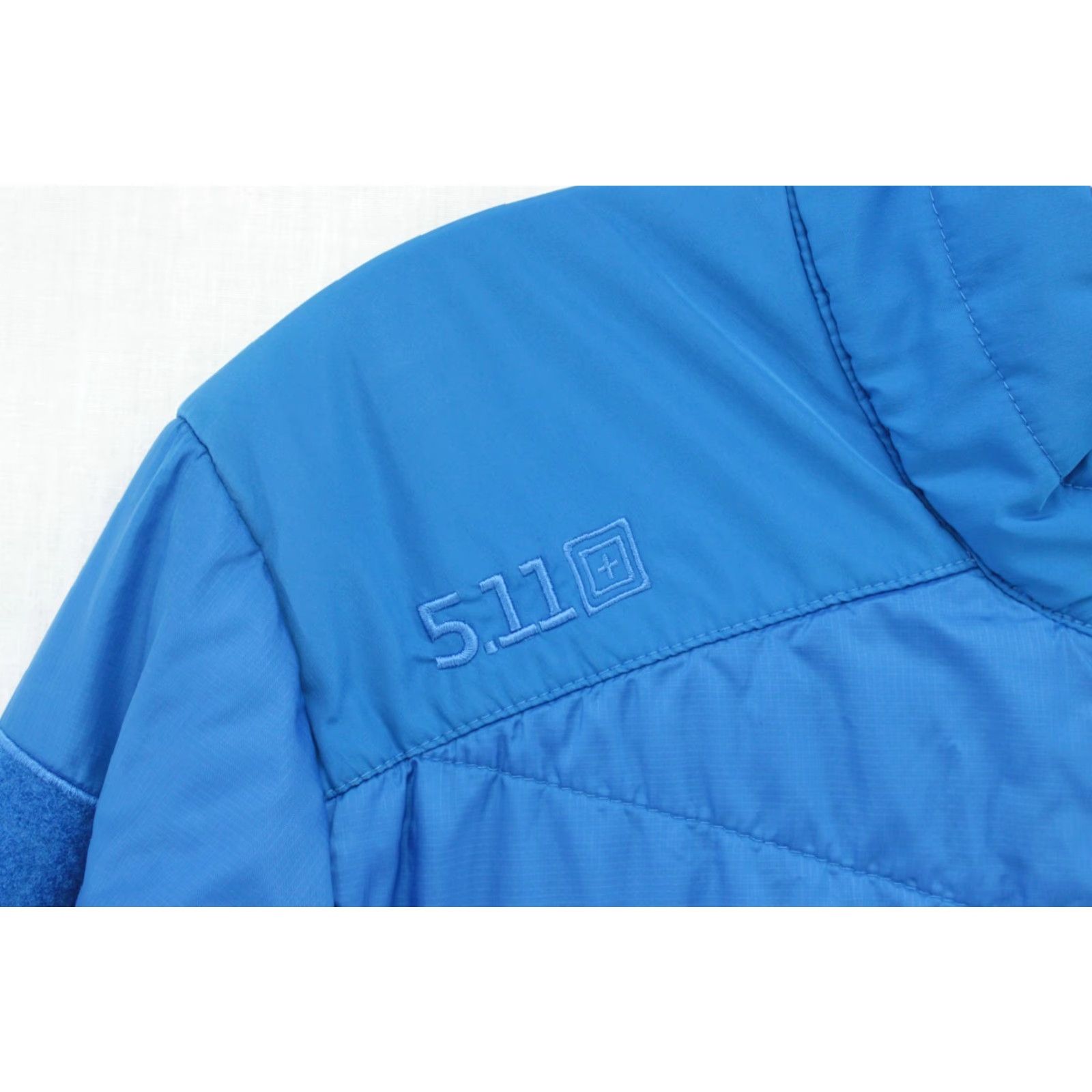 Vintage 5.11 Tactical Peninsula Insulator Jacket Men's Small Blue Lightweight Puffer Outdoor Mens Size US S / EU 44-46 / 1 - 2 Thumbnail