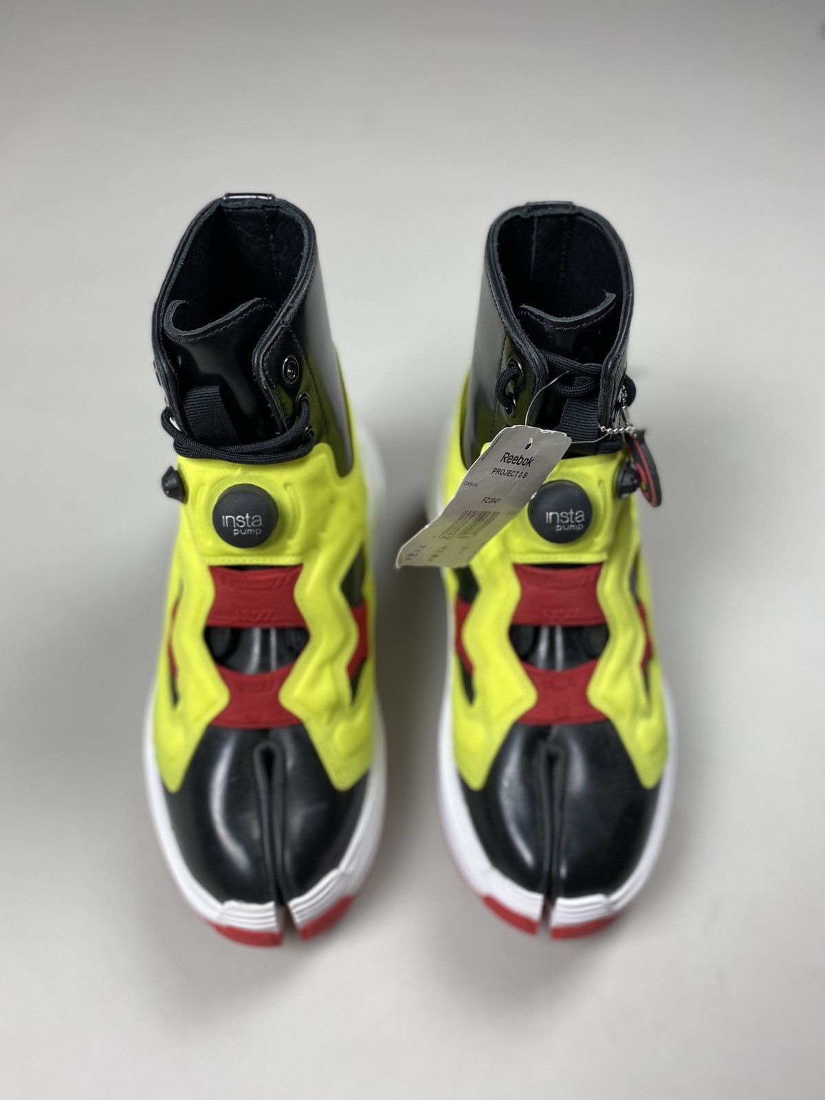 Maison Margiela × Reebok Maison Margiela Insta Pump Fury Tabi Project 0 B Sneakers Size US 7.5 / EU 40-41 - 11 Thumbnail